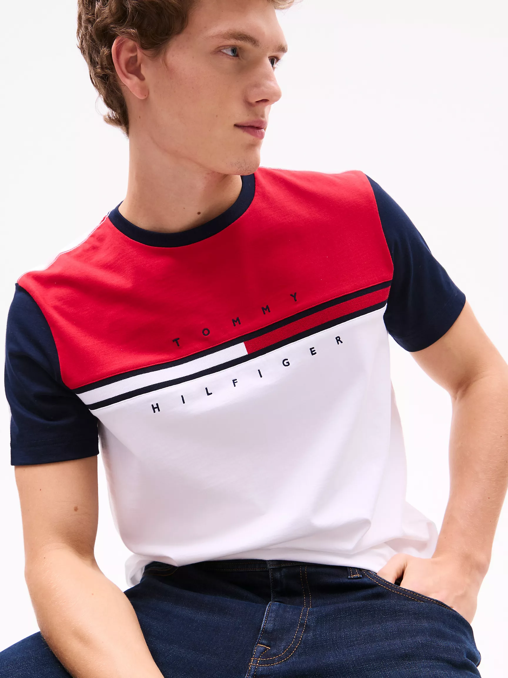 Мужская футболка Tommy Hilfiger, Футболка с флаговой полоской в блоковых цветах