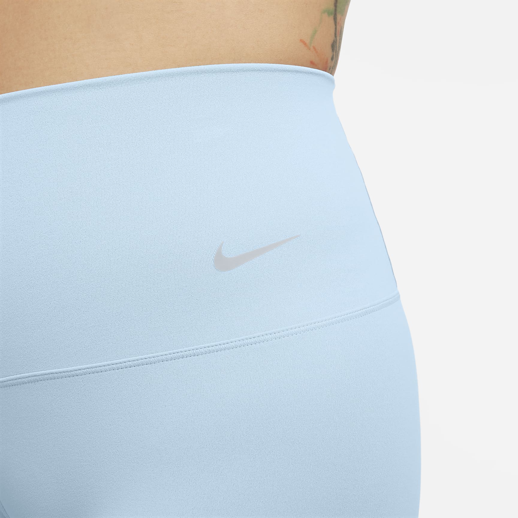 Nike Zenvy Women's Gentle-Support High-Waisted 8" Biker Shorts
