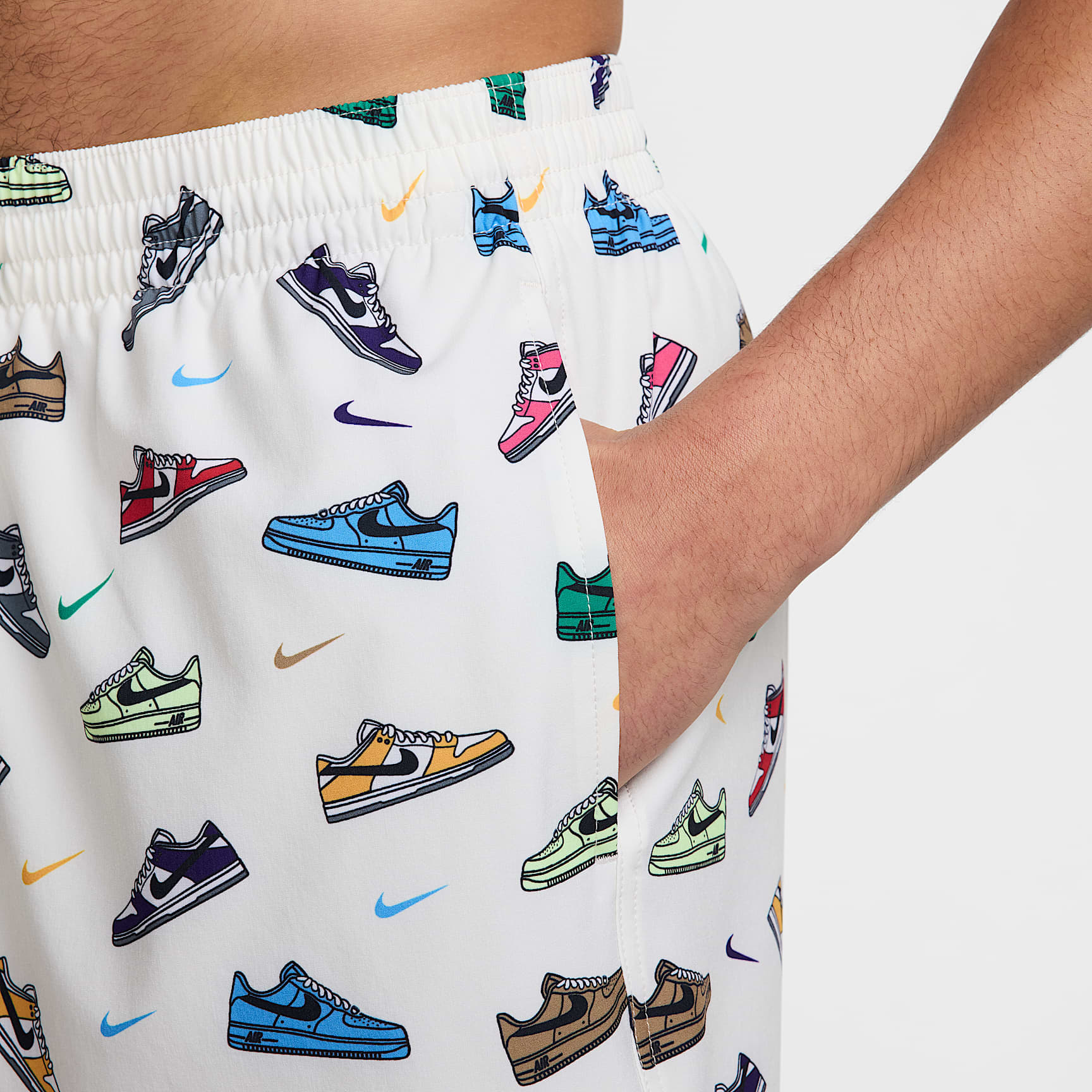 Nike Swim Breaker Men's 7" Brief-Lined Volley Shorts