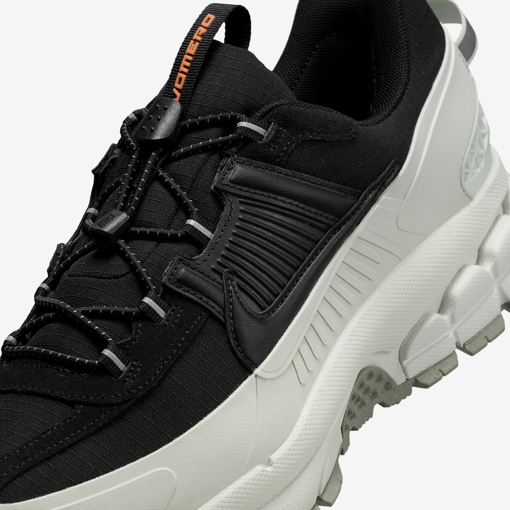 Nike Zoom Vomero Roam Men's Winterized Shoes