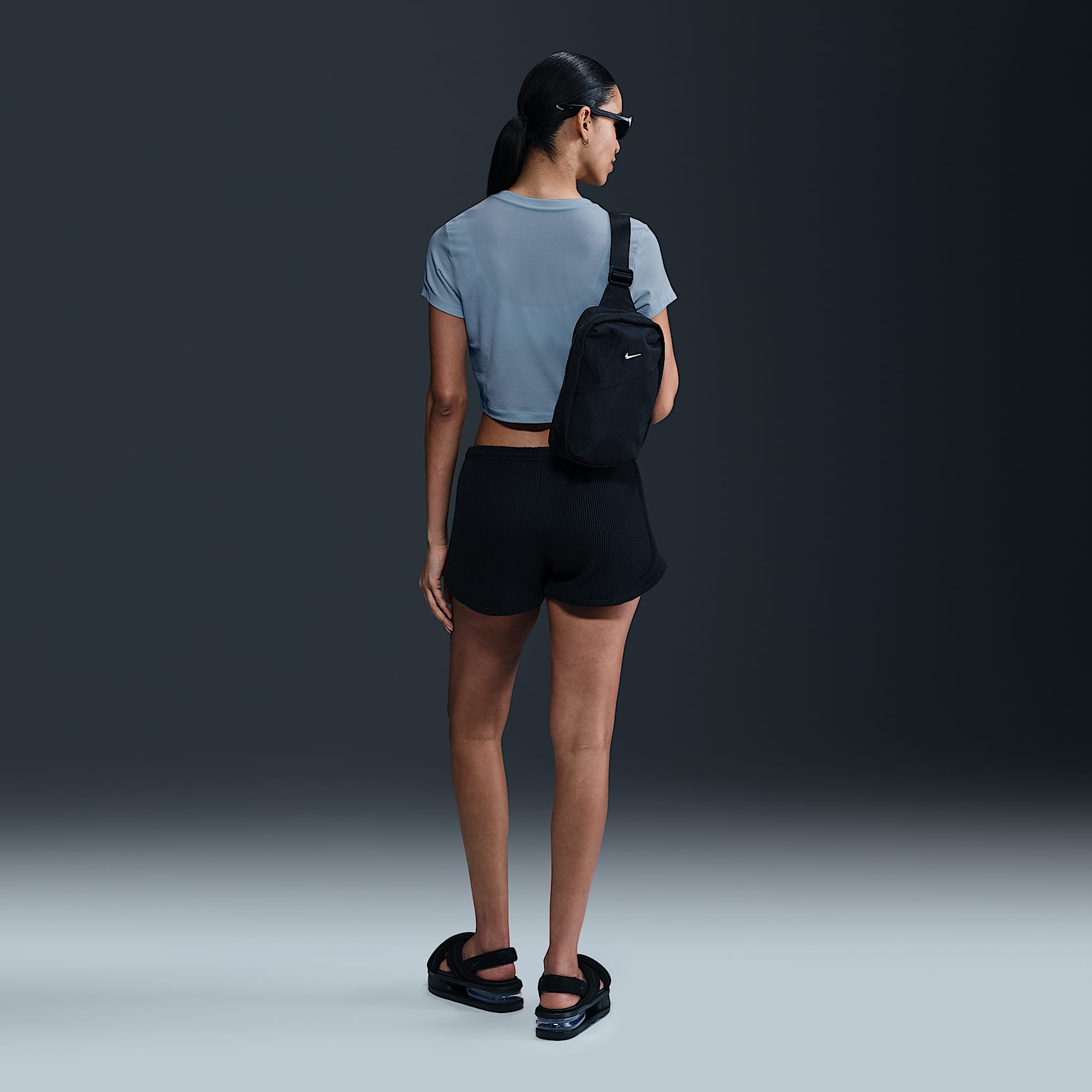 Nike Sportswear Chill Knit Women's Cropped T-Shirt