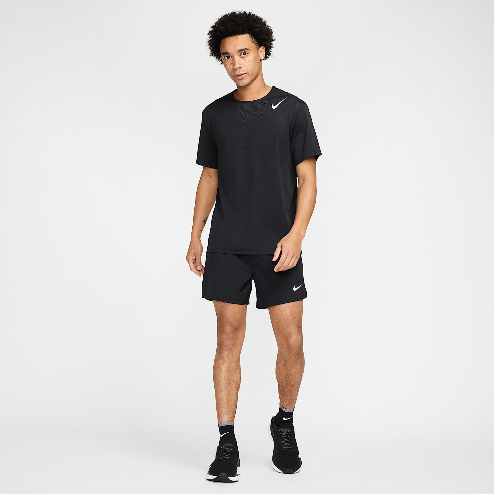 Nike AeroSwift Men's Dri-FIT ADV Short-Sleeve Running Top