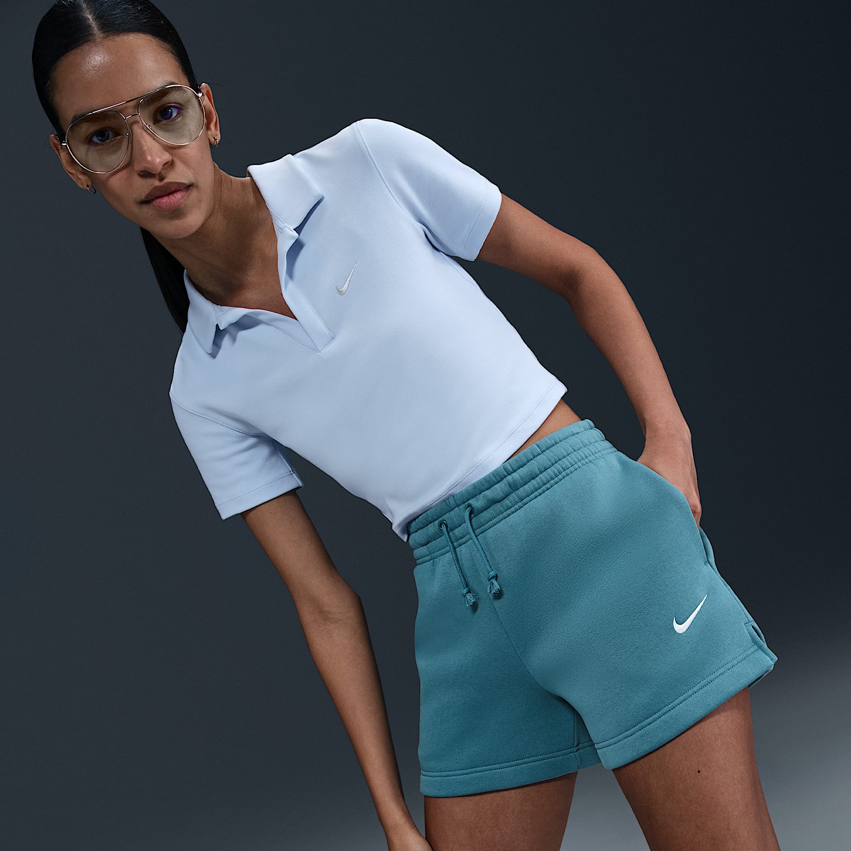 Nike Sportswear Phoenix Fleece Women's Mid-Rise 4" Shorts
