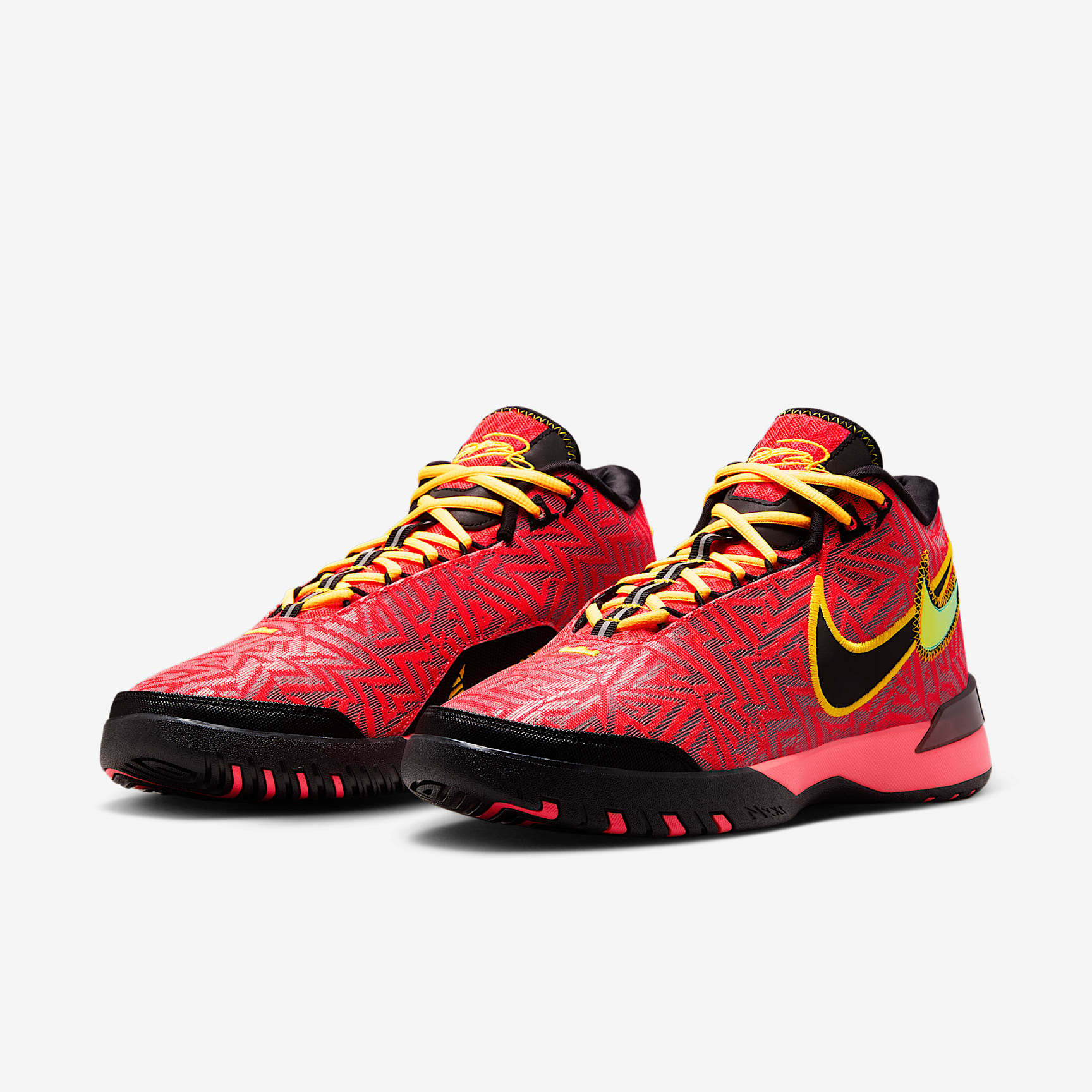 LeBron NXXT Genisus Basketball Shoes