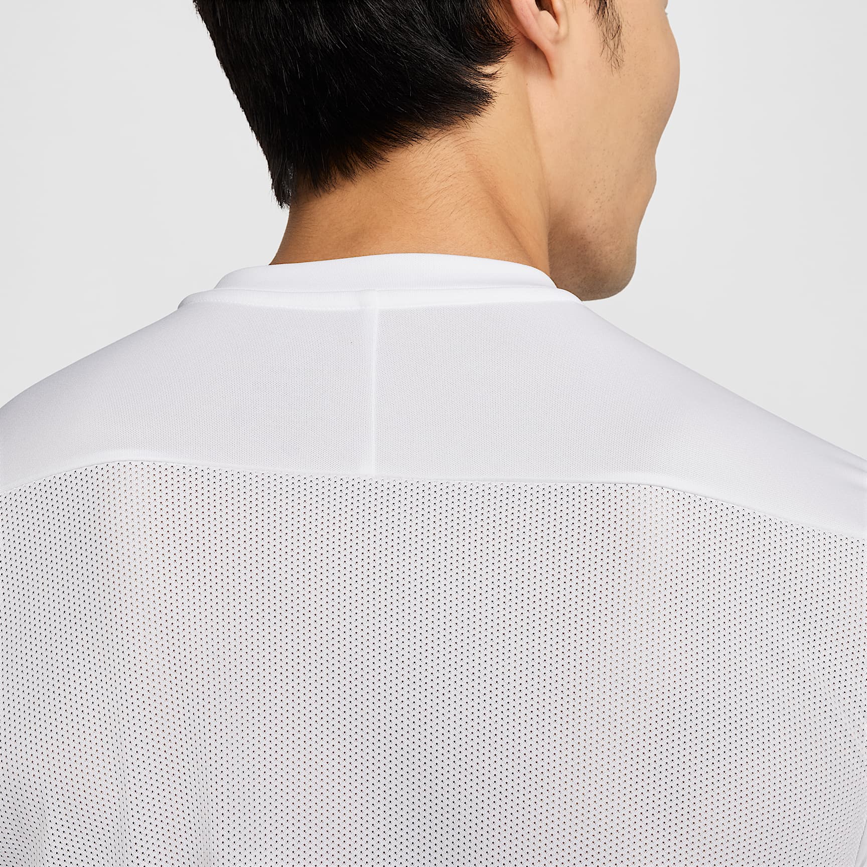 Nike Academy Men's Dri-FIT Short-Sleeve Soccer Top