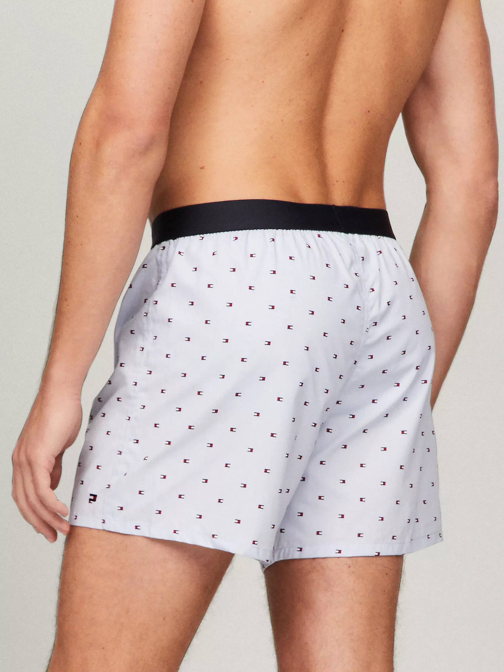 Мужское нижнее белье Tommy Hilfiger, Приталенные трикотажные боксеры модного дизайна