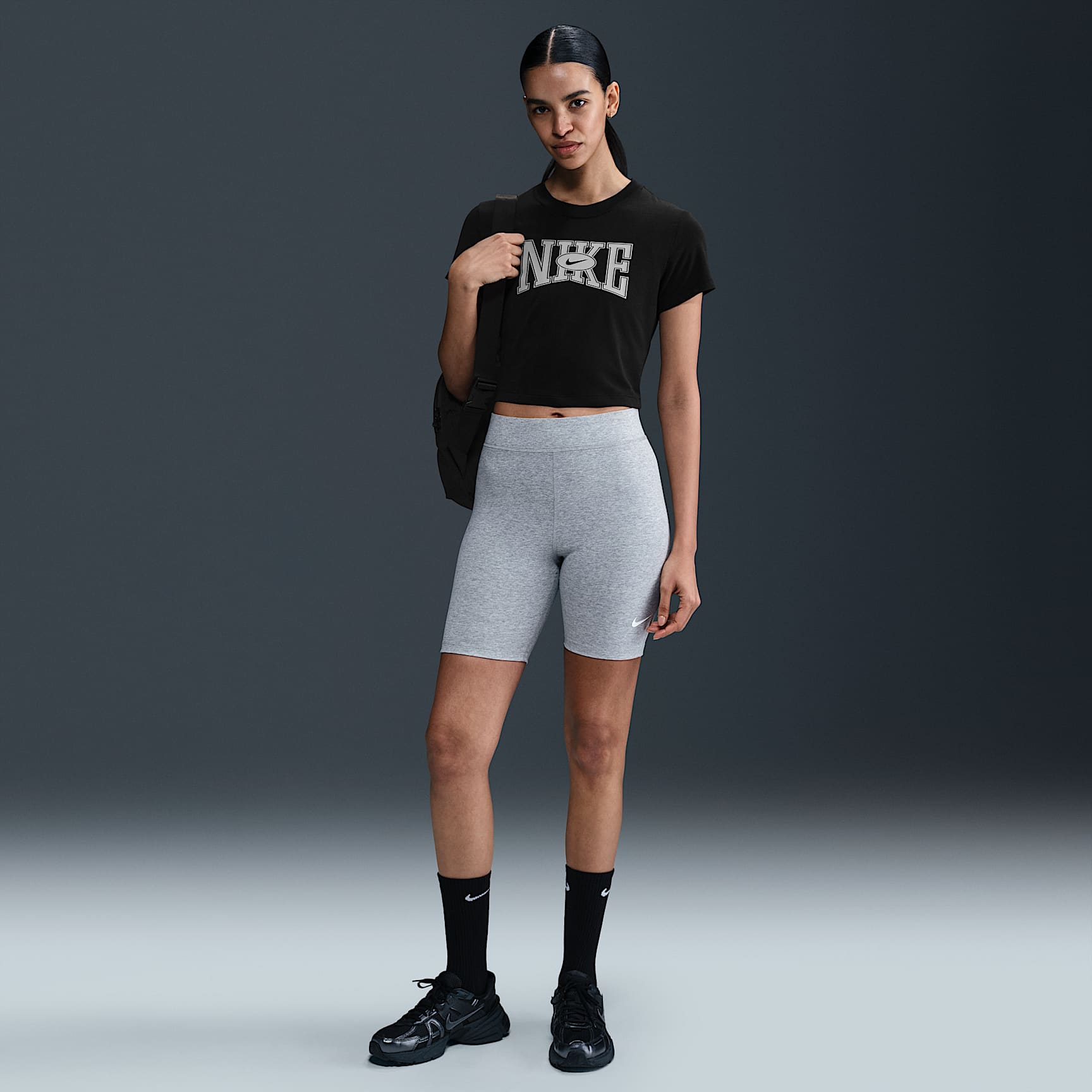 Nike Sportswear Women's Slim Cropped T-Shirt