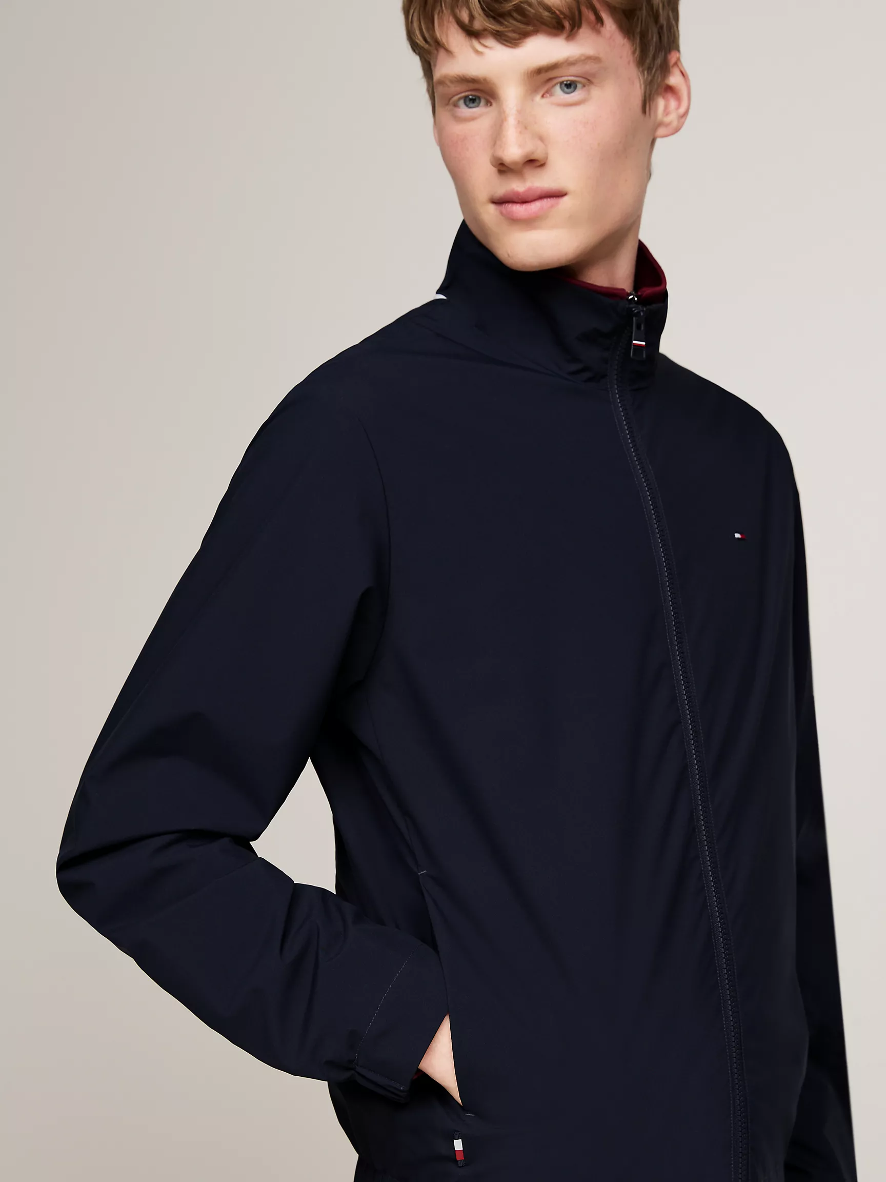 Мужская куртка Tommy Hilfiger, Водоотталкивающая куртка с флаговым принтом на спине