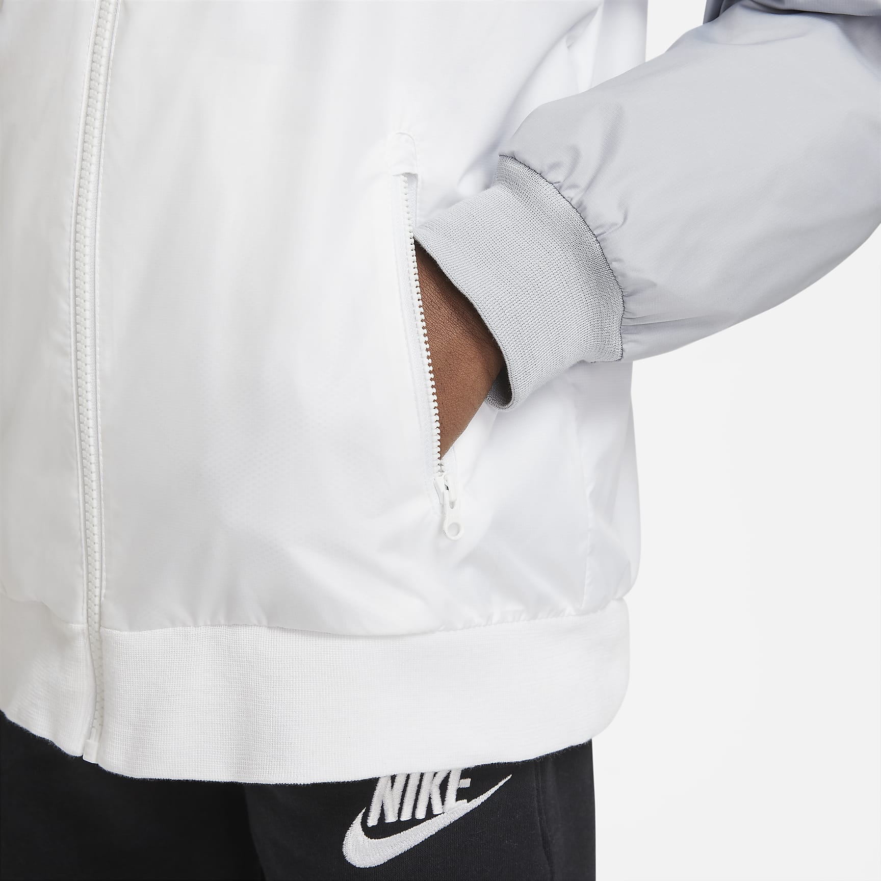Nike Sportswear Windrunner Big Kids' (Boys') Loose Hip-Length Hooded Jacket