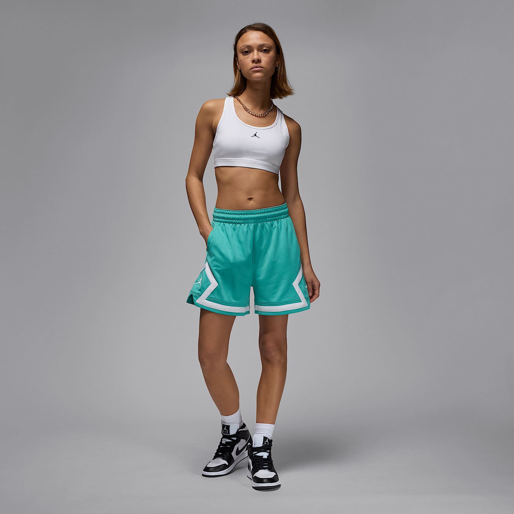 Jordan Sport Women's 4" Diamond Shorts