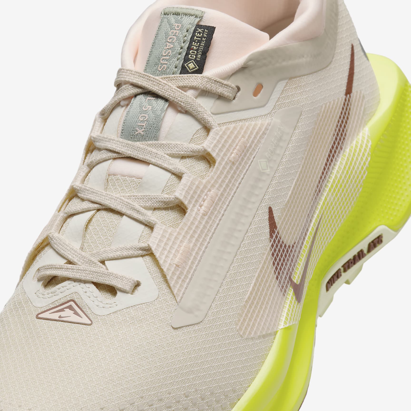 Nike Pegasus Trail 5 GORE-TEX Women's Waterproof Trail Running Shoes