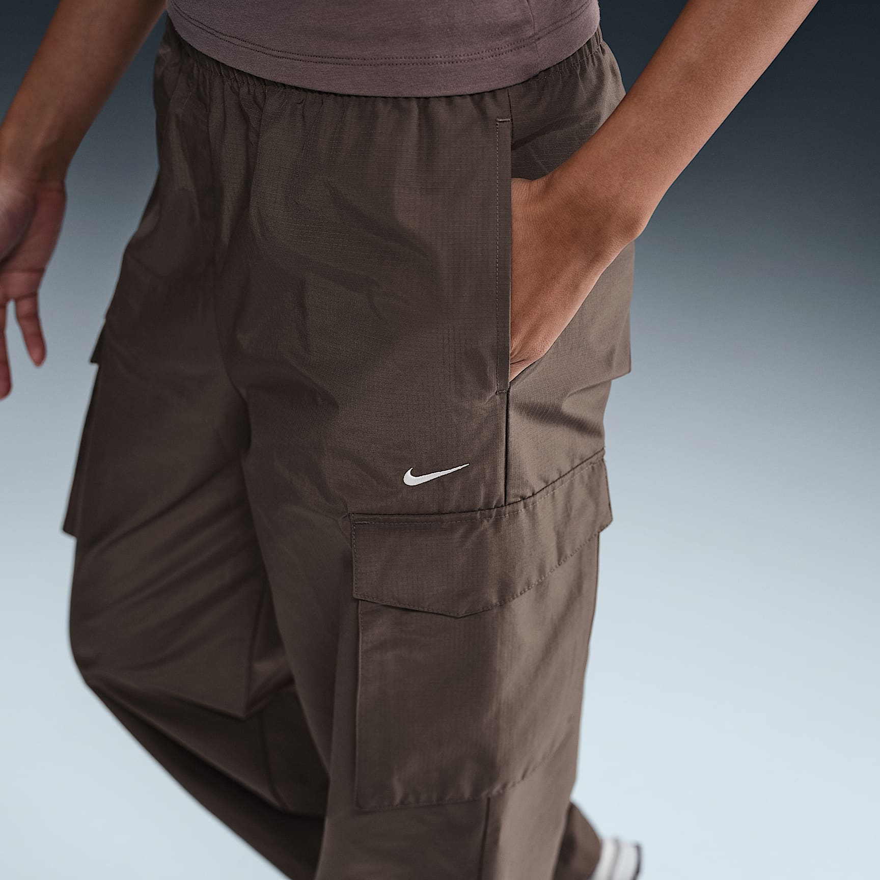 Nike Sportswear Everything Wovens Women's Mid-Rise Cargo Pants