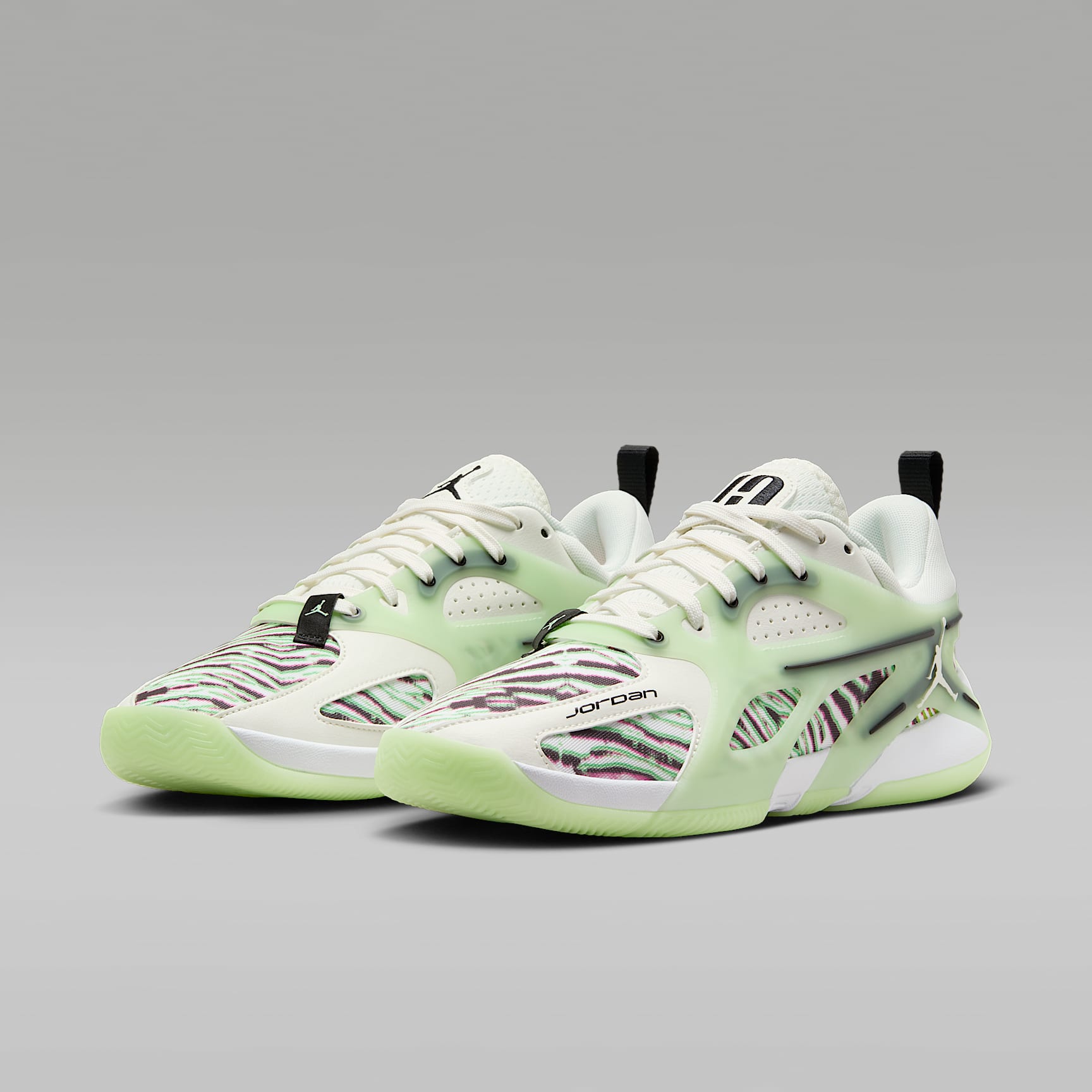 Jordan Heir Series "Showstopper" Women's Basketball Shoes