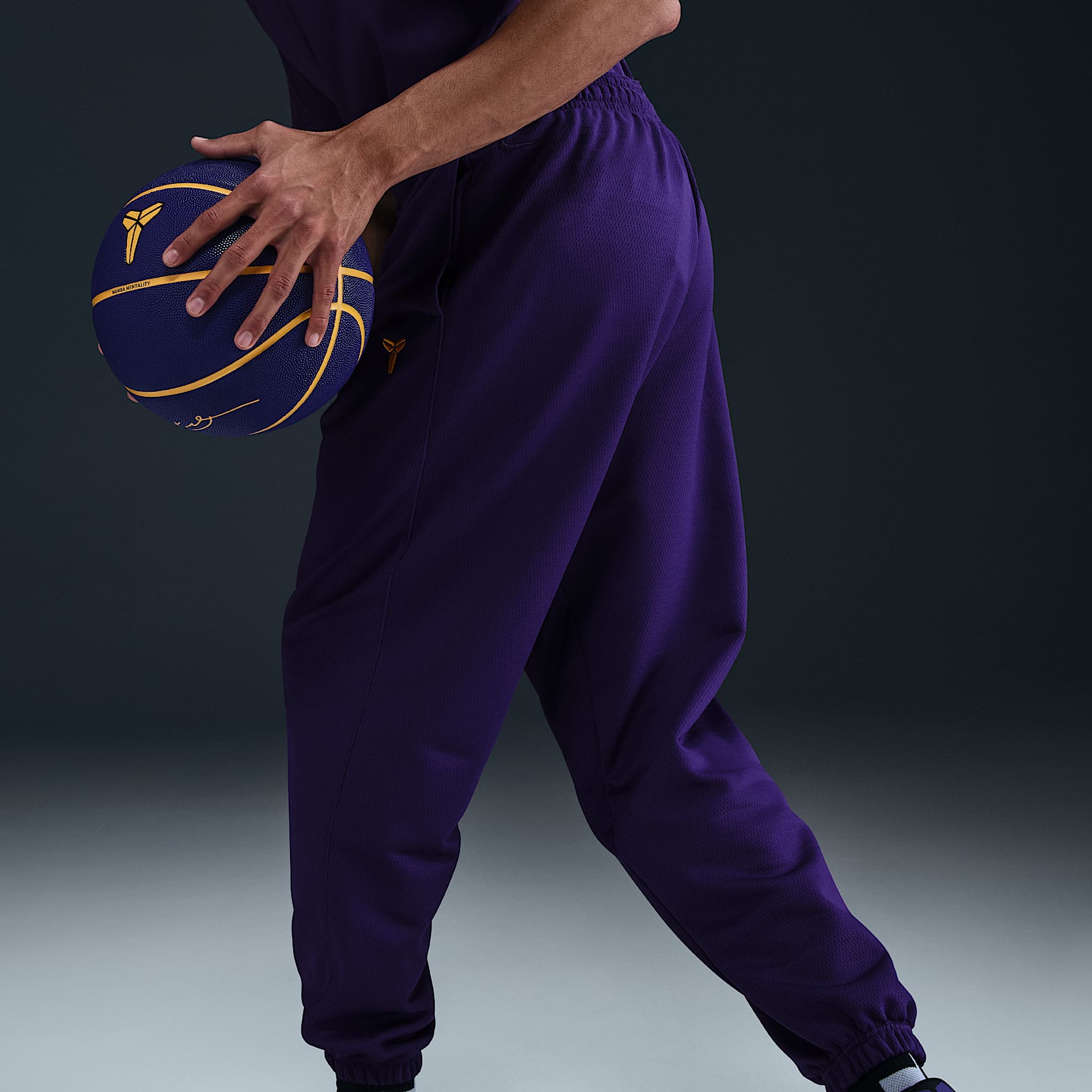 Kobe Therma-FIT Basketball Pants