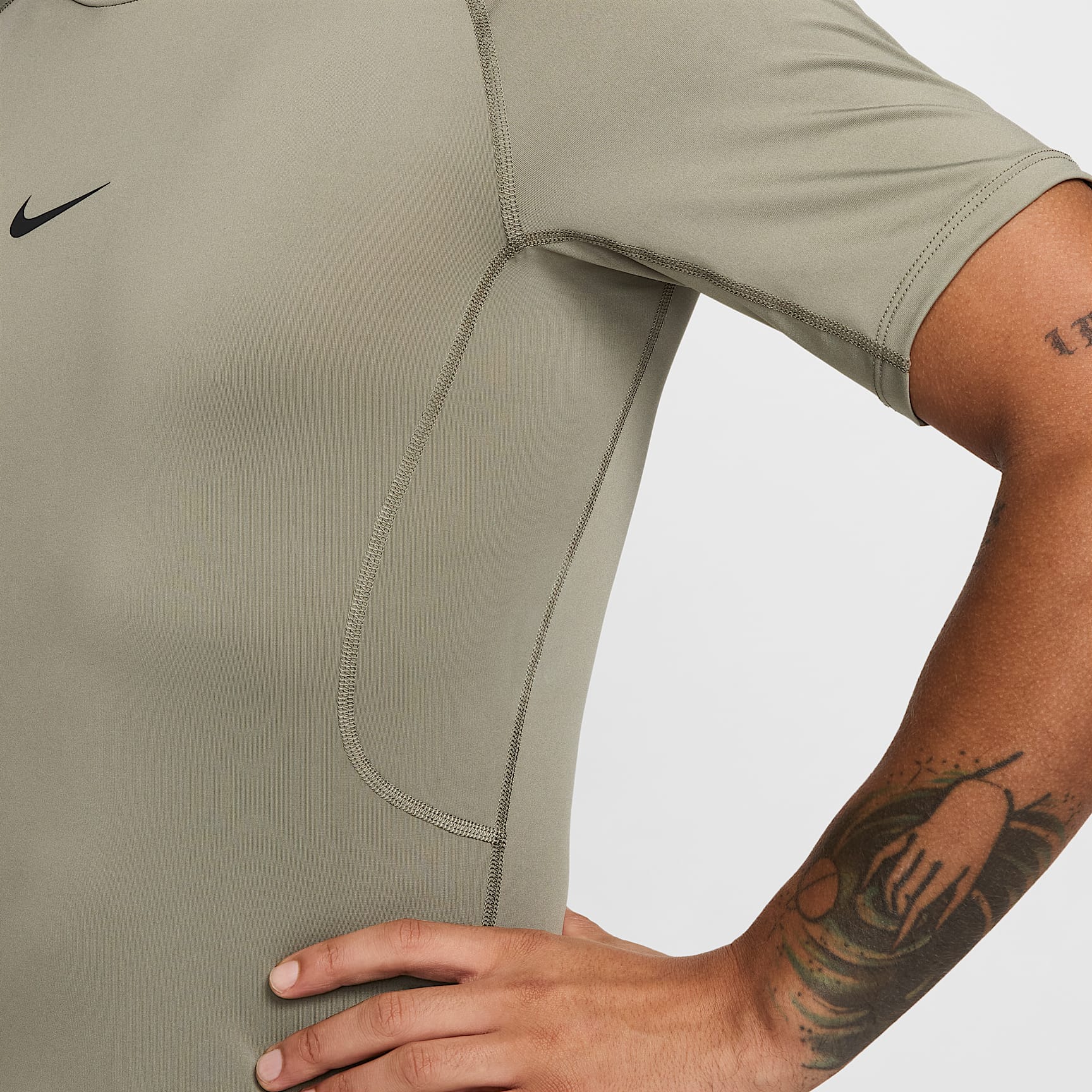 Nike Pro Men's Dri-FIT Tight Short-Sleeve Fitness Top