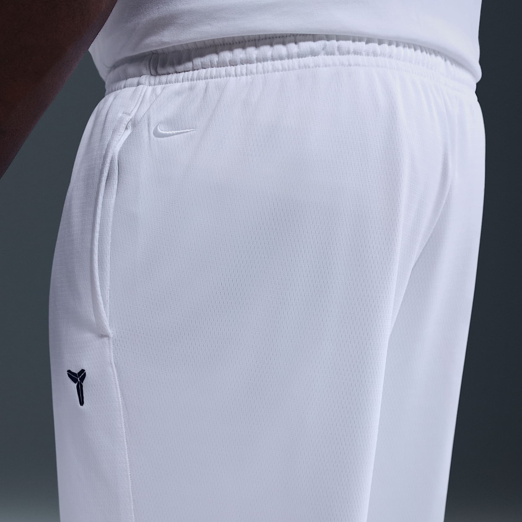 Kobe Therma-FIT Basketball Pants