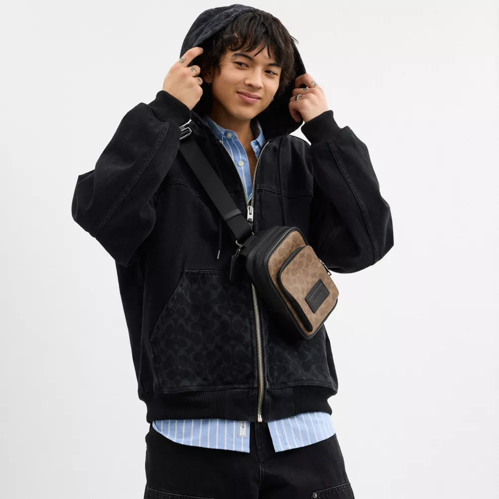 Сумка COACH Racer Sling Pack In Signature Canvas