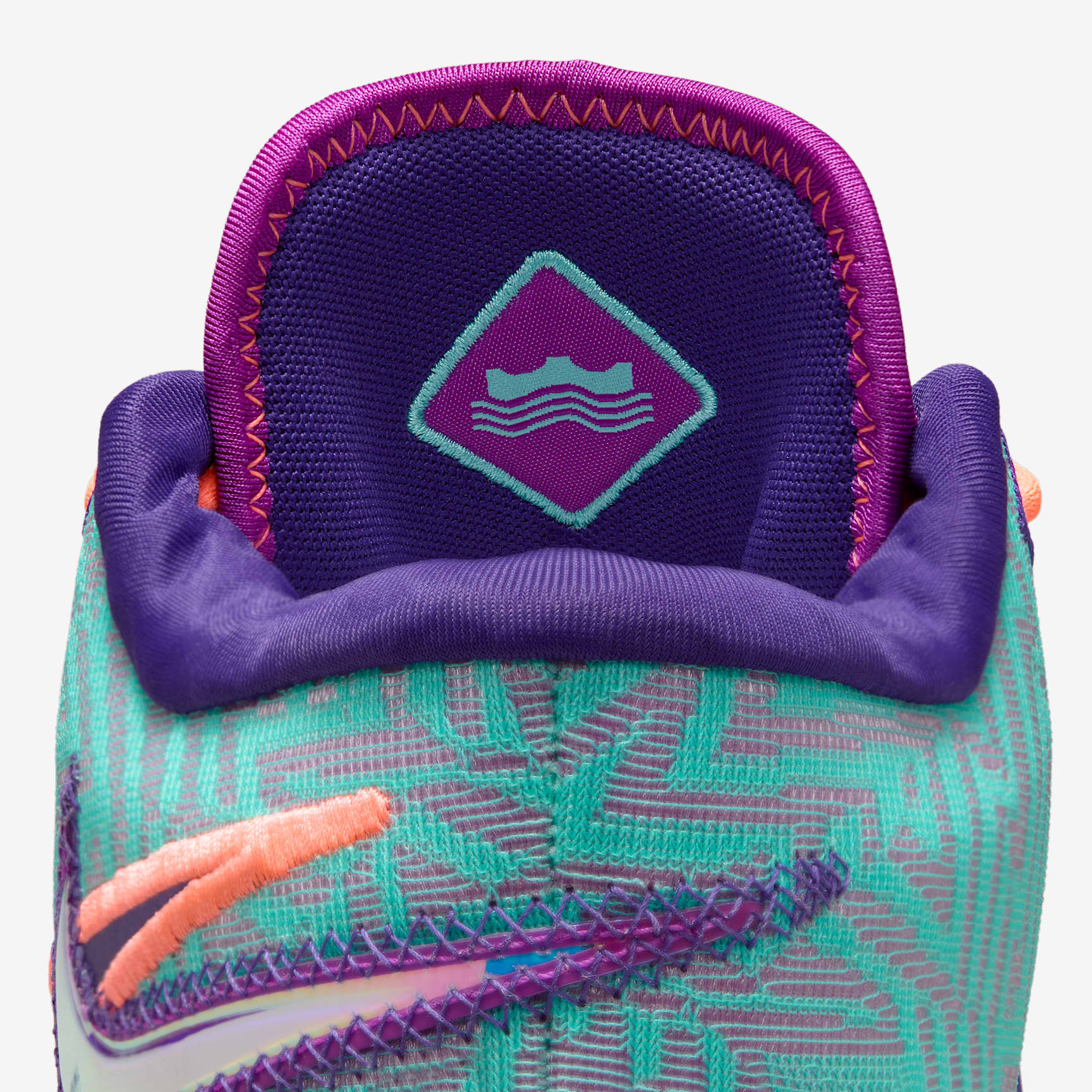 LeBron NXXT Genisus Basketball Shoes