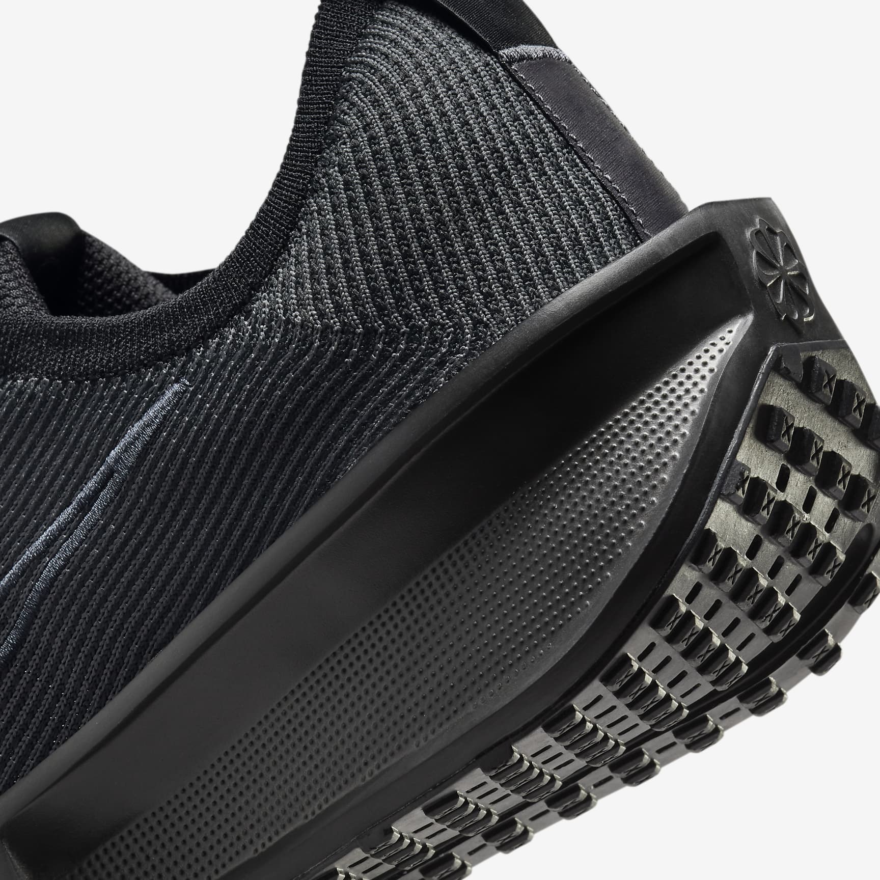 Nike Interact Run Men's Road Running Shoes