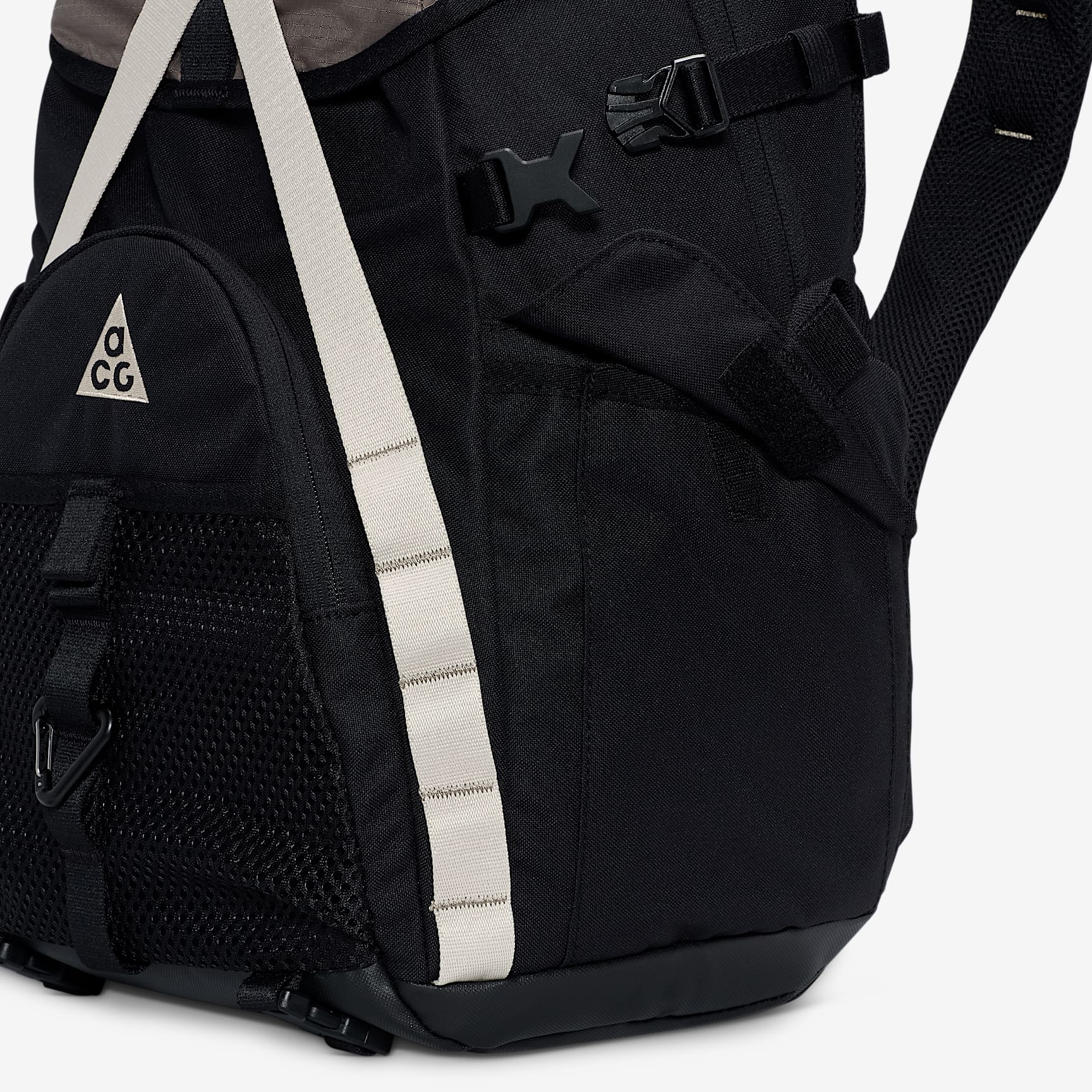 Nike ACG "DAYMAX" Backpack (25L)