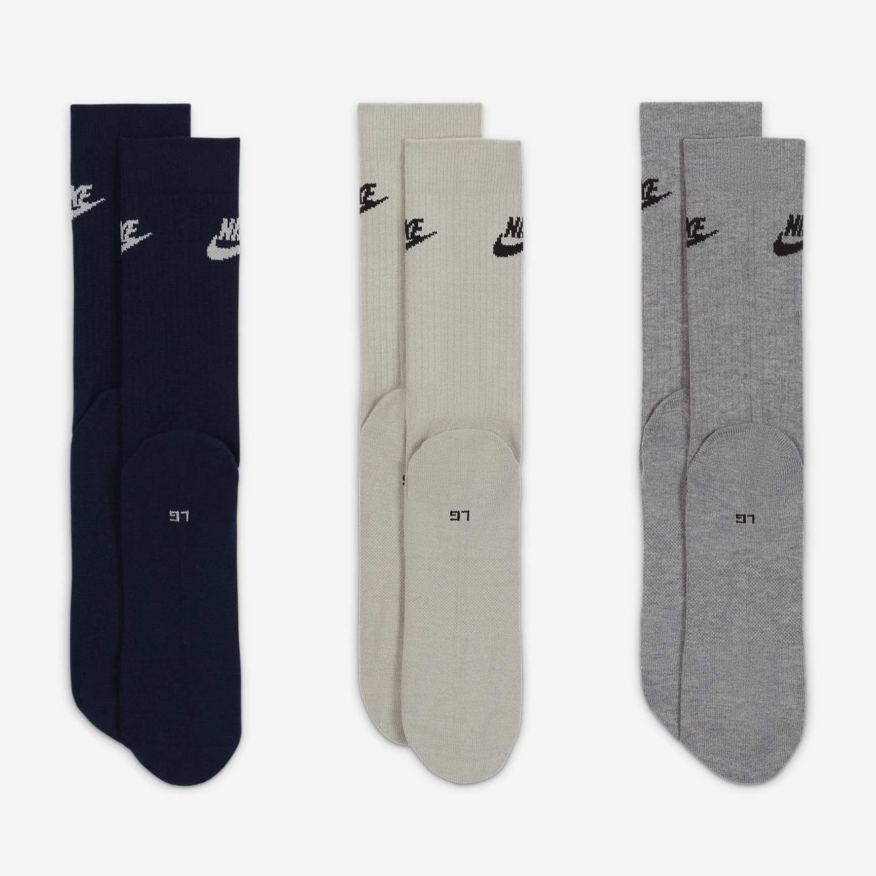 Nike Sportswear Everyday Essential Crew Socks (3 Pairs)