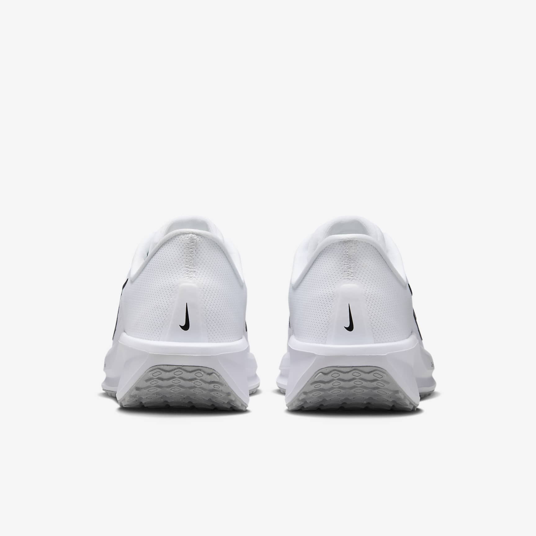 Nike Quest 6 Women's Road Running Shoes