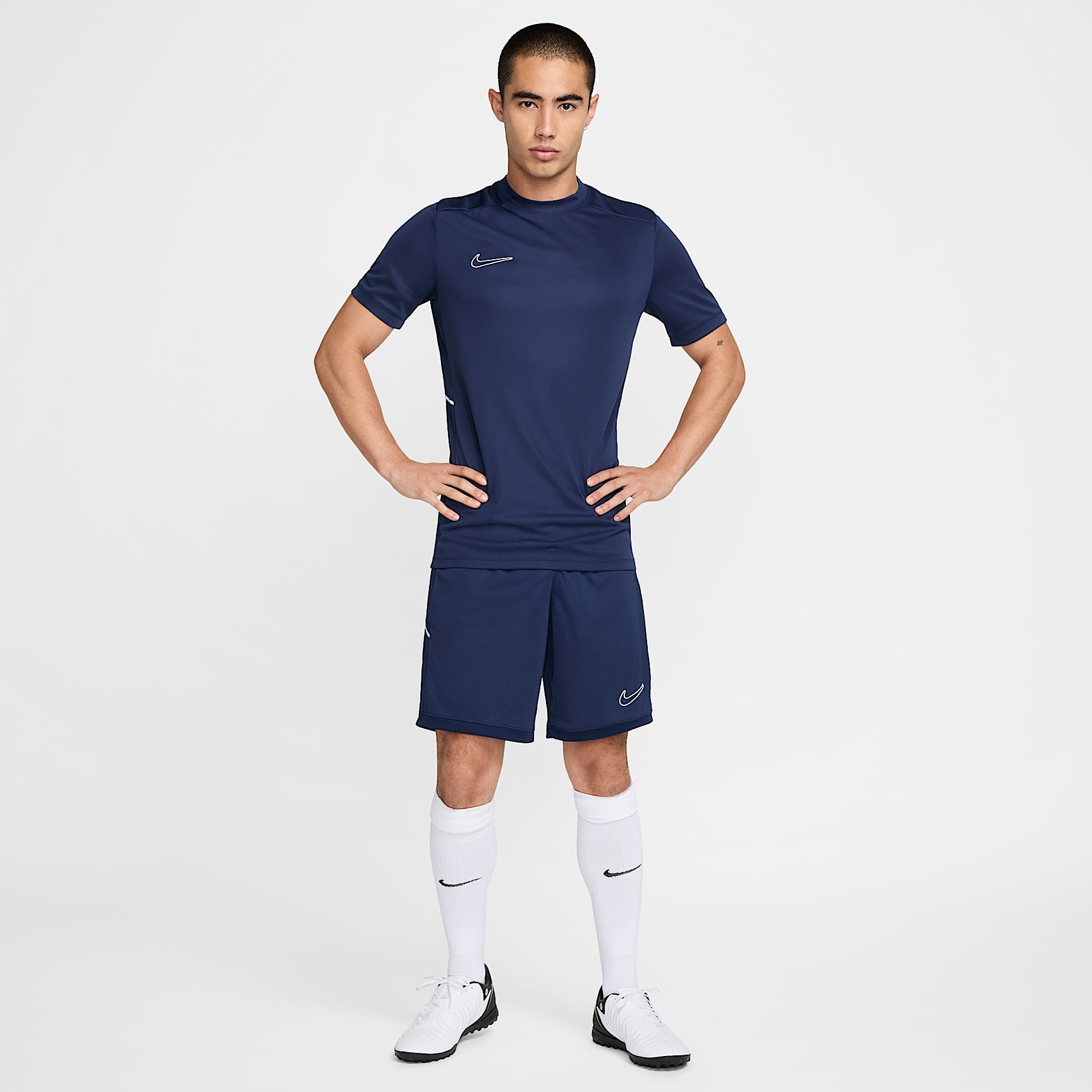 Nike Academy Men's Dri-FIT Short-Sleeve Soccer Top