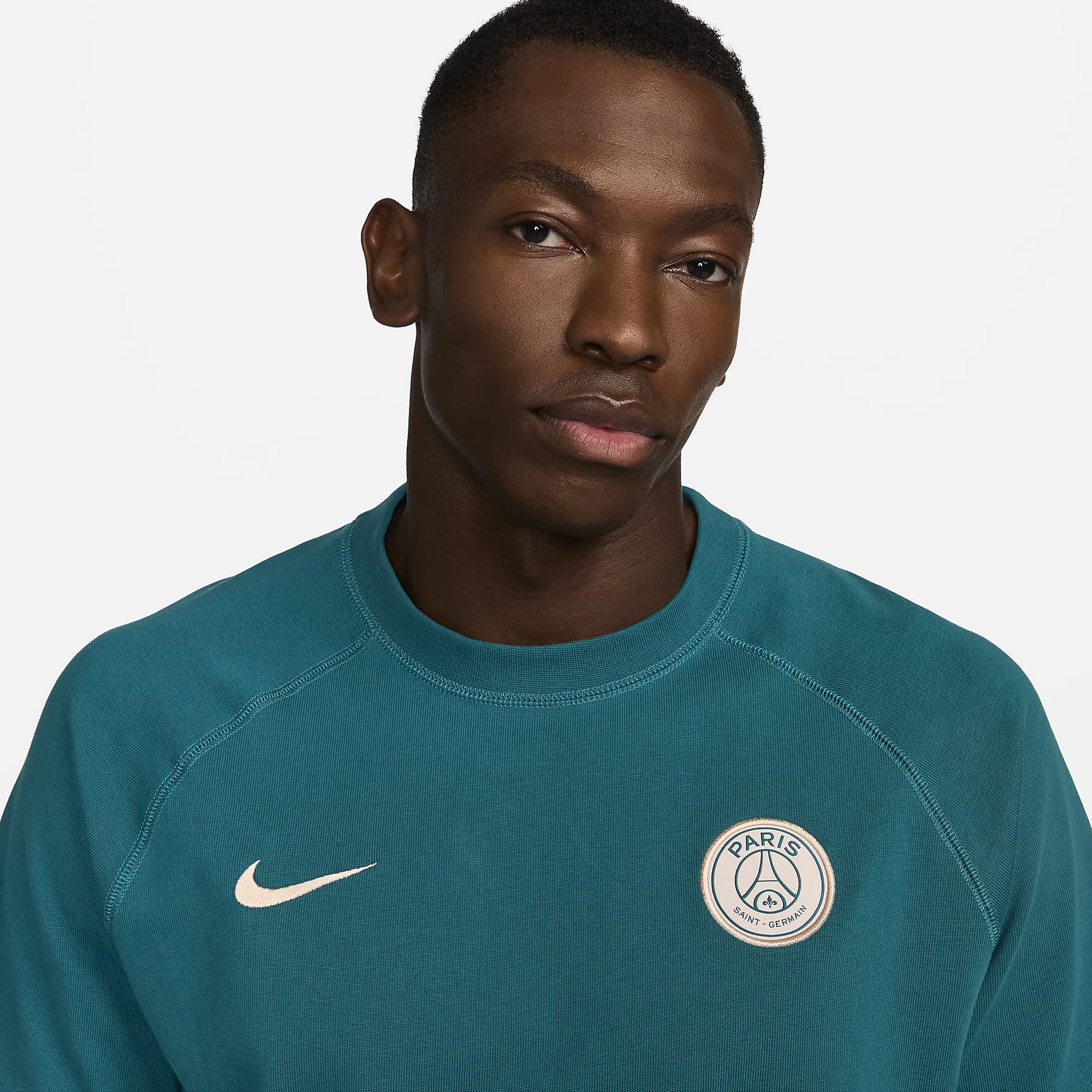 Paris Saint-Germain Travel Nike Soccer Short-Sleeve Top