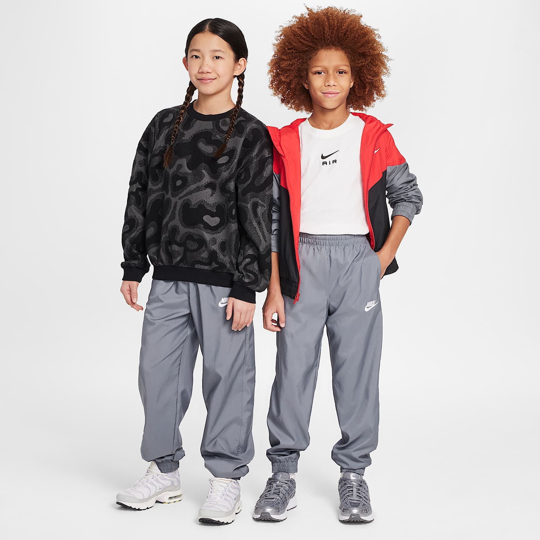 Nike Sportswear Club Big Kids' Woven Joggers