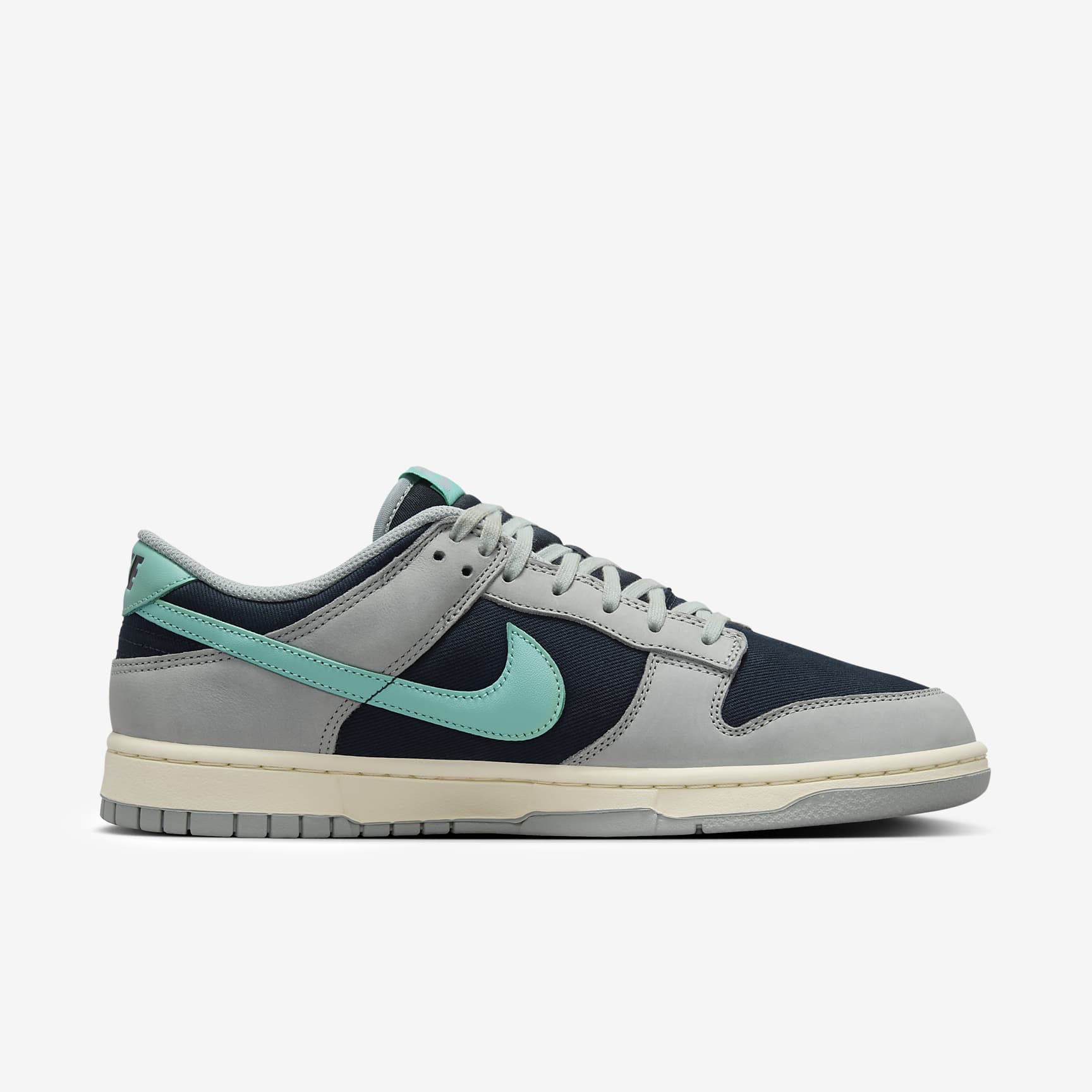 Nike Dunk Low Retro Premium Men's Shoes