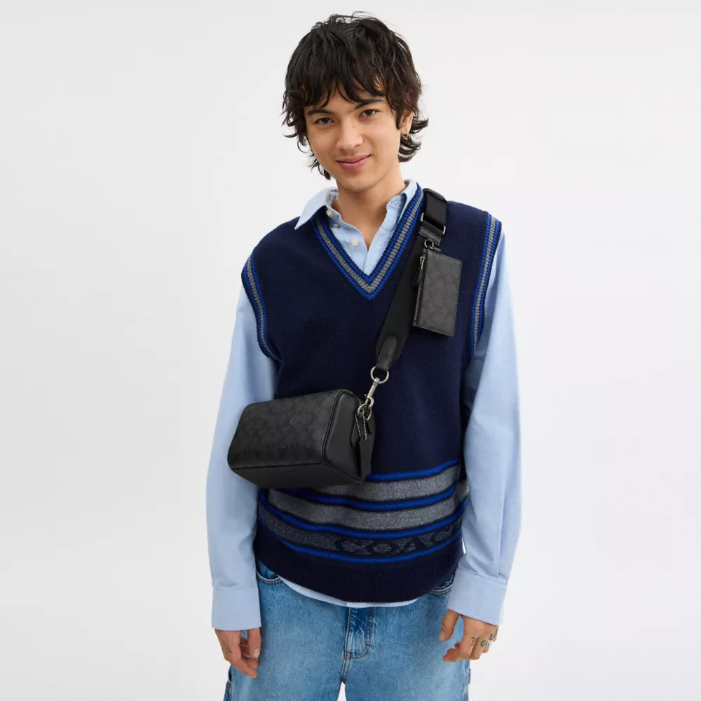 Сумка COACH Axel Crossbody Bag In Signature Canvas