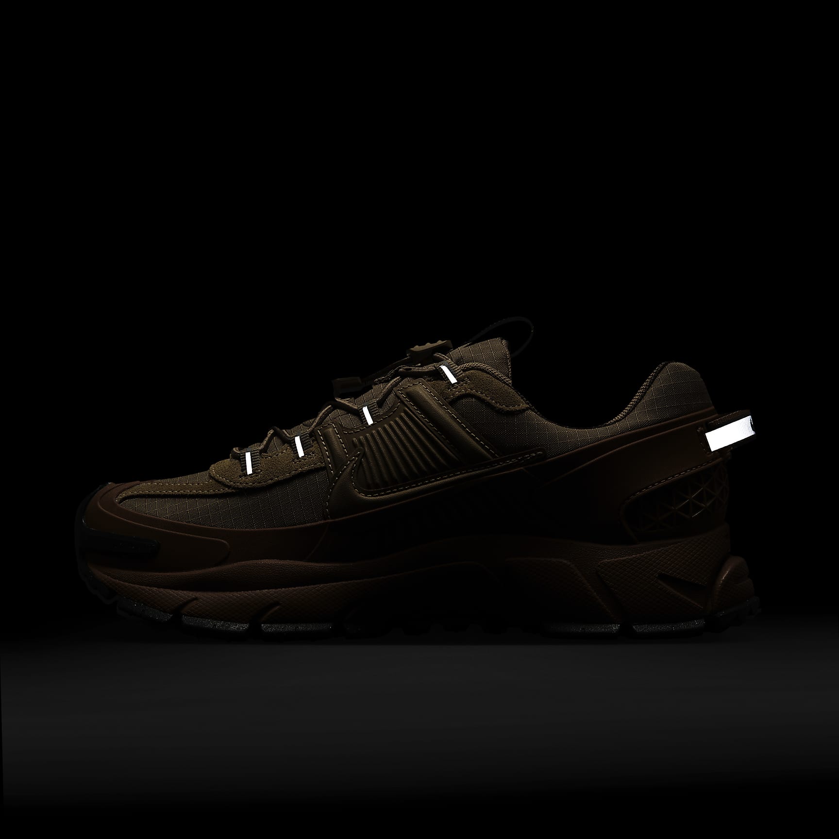 Nike Zoom Vomero Roam Women's Winterized Shoes