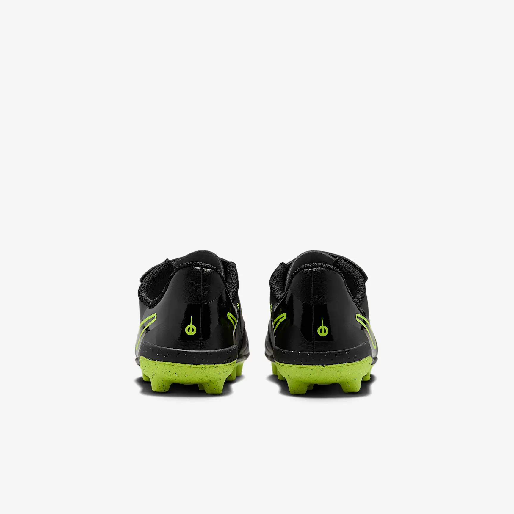 Nike Jr. Tiempo Legend 10 Club Little Kids' Multi-Ground Low Top Soccer Cleats