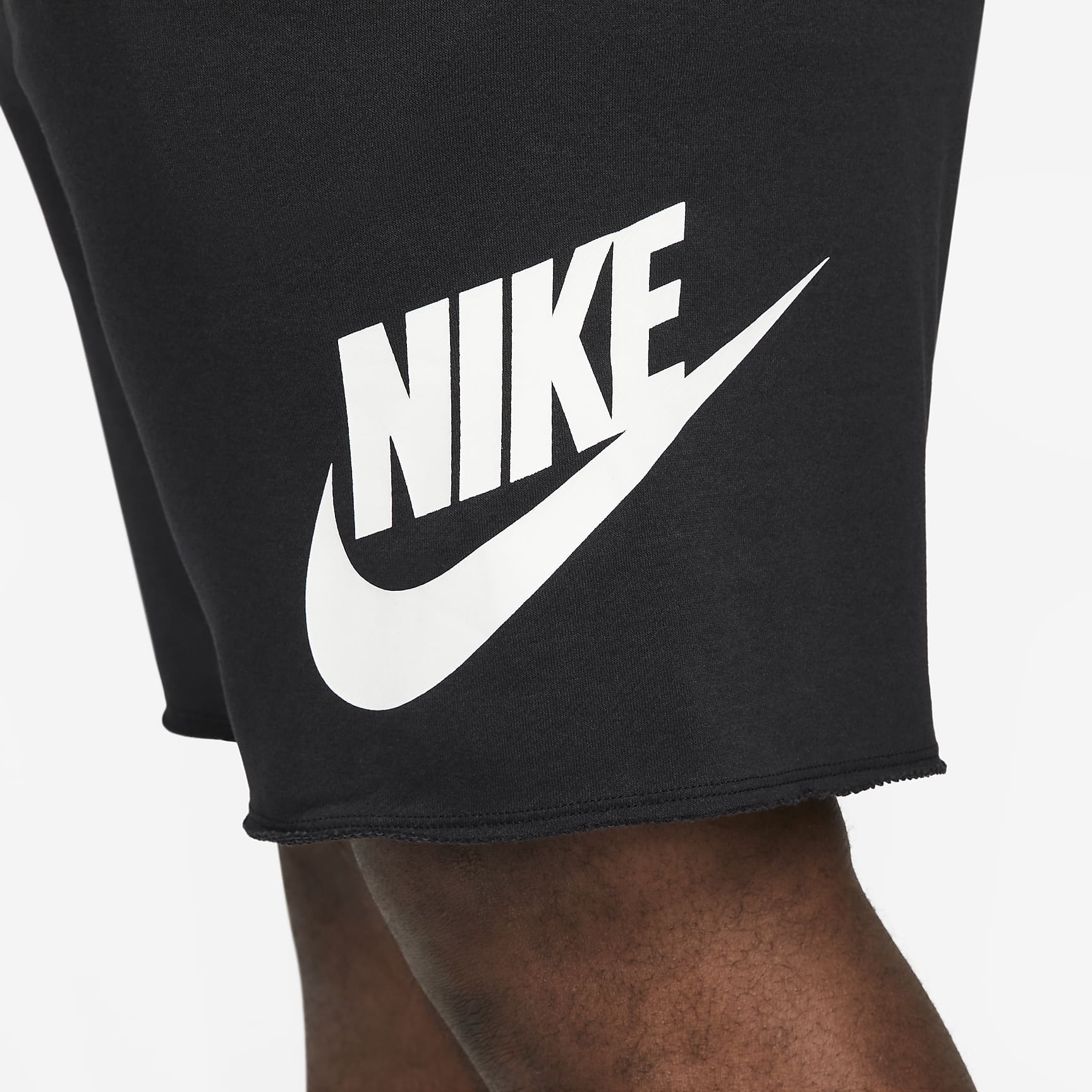Nike Club Alumni Men's French Terry Shorts