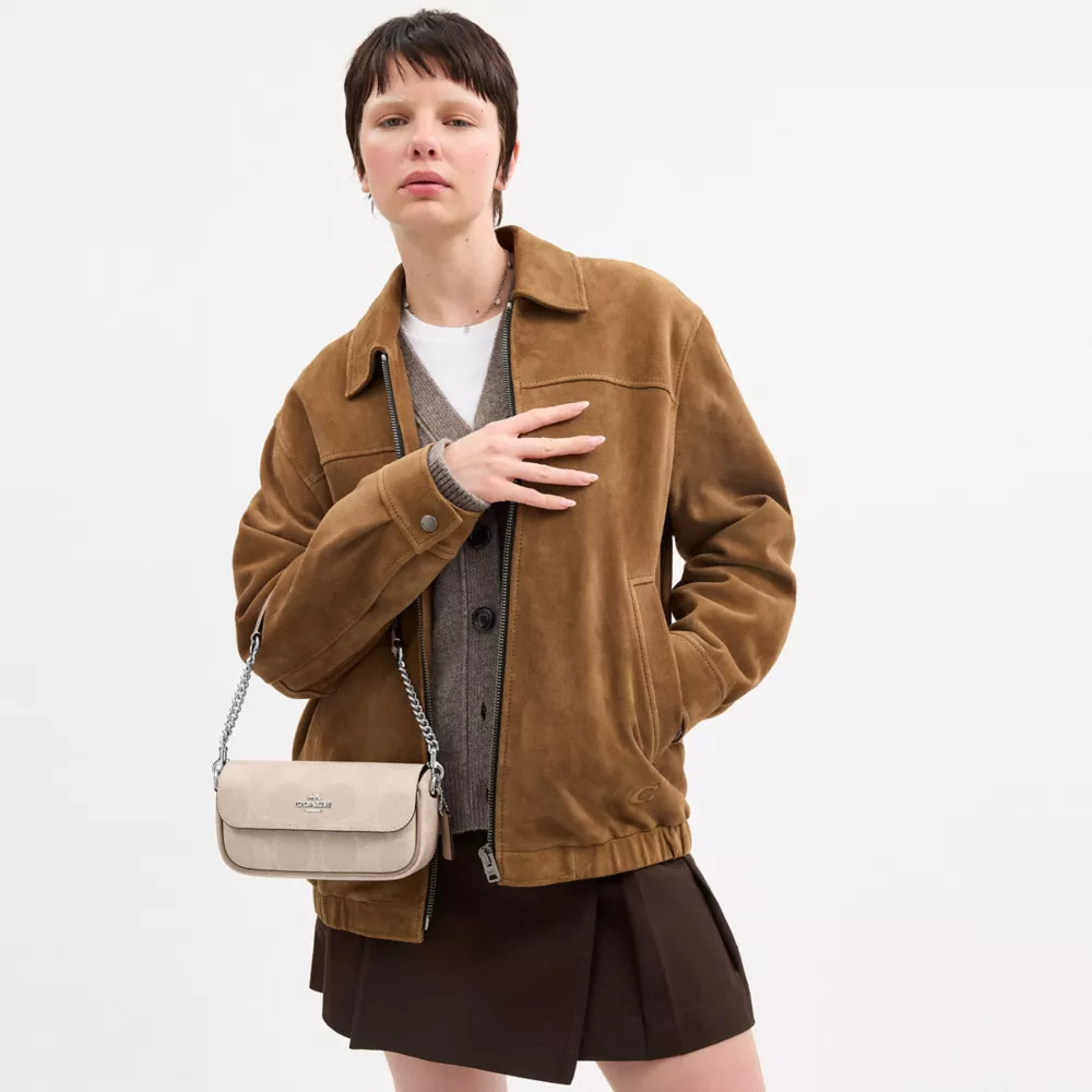 Сумка COACH Hailey Flap Bag In Signature Canvas