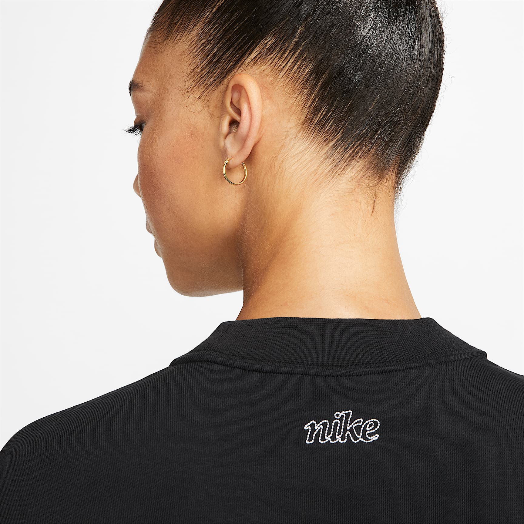 Nike Dri-FIT Get Fit Women's Graphic Crewneck Sweatshirt