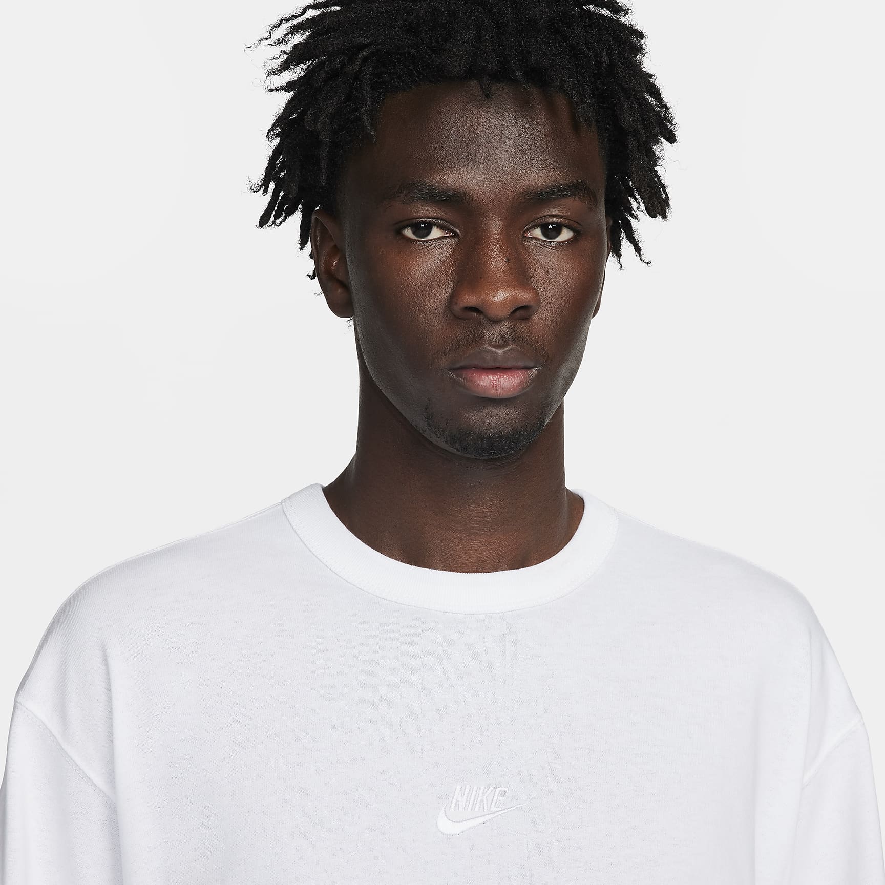 Nike Sportswear Premium Essentials Men's T-Shirt