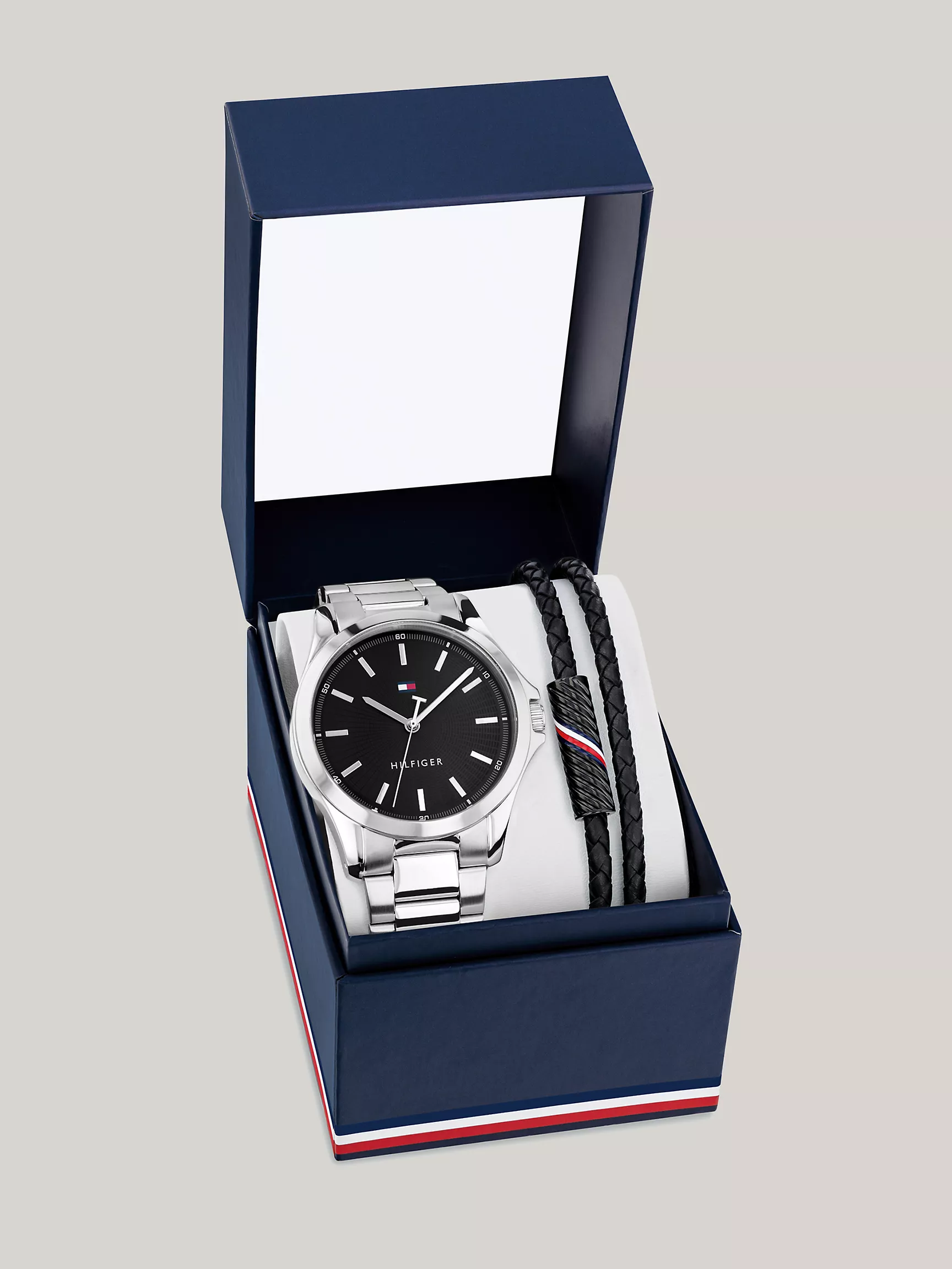 Мужские часы и браслет Tommy Hilfiger, Подарочный набор: часы и браслет