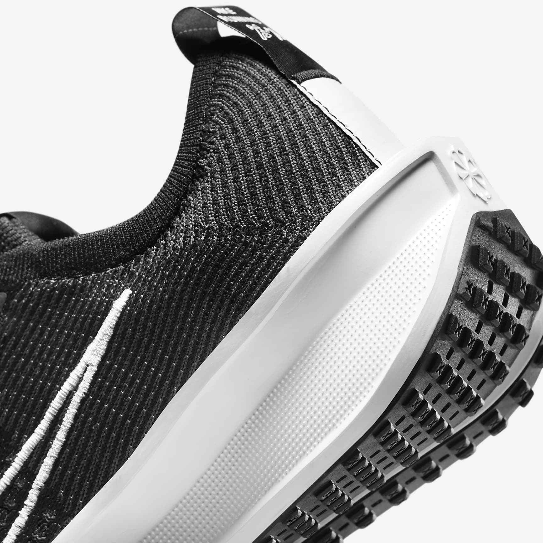 Nike Interact Run Women's Road Running Shoes