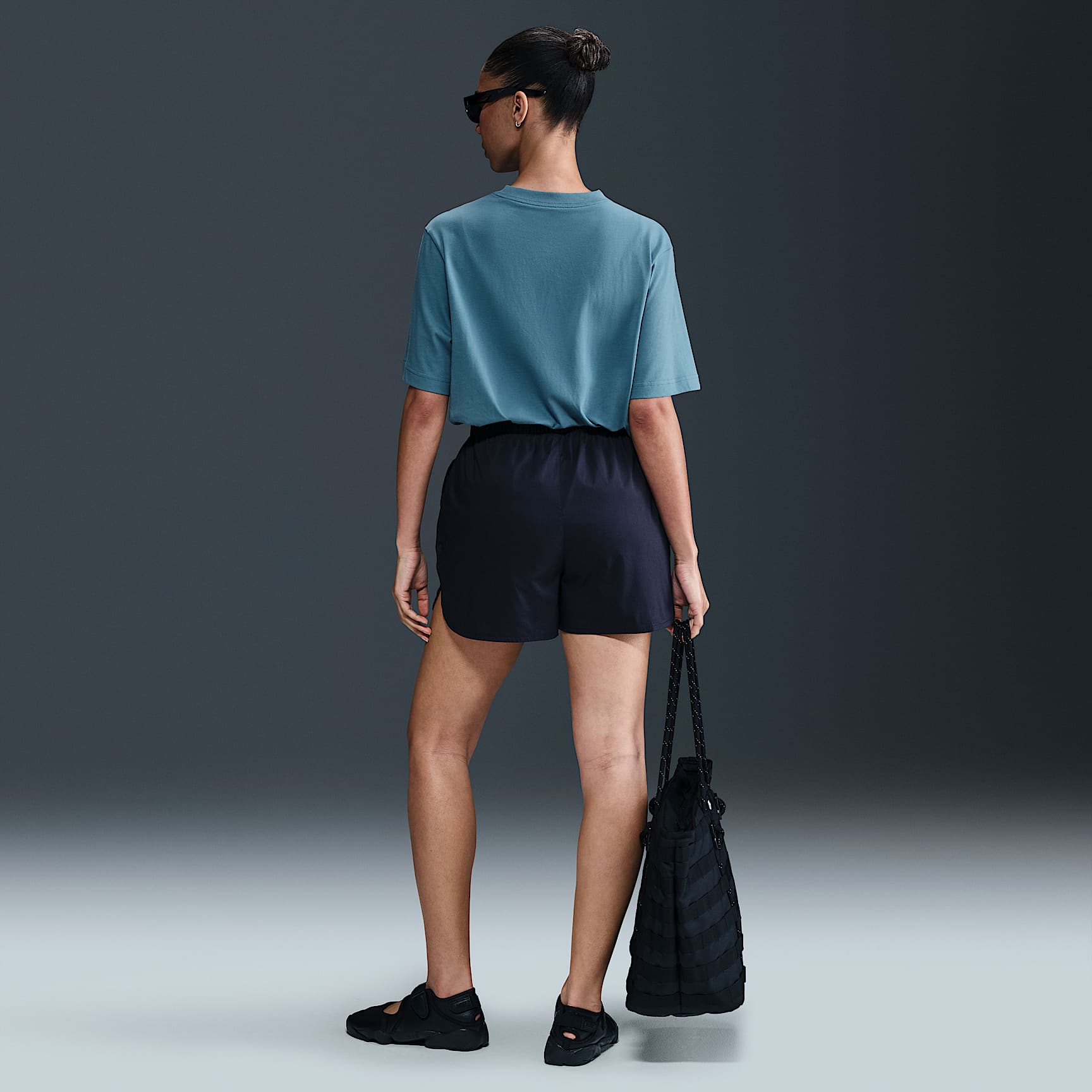 Nike Sportswear Women's Loose Short-Sleeve T-Shirt