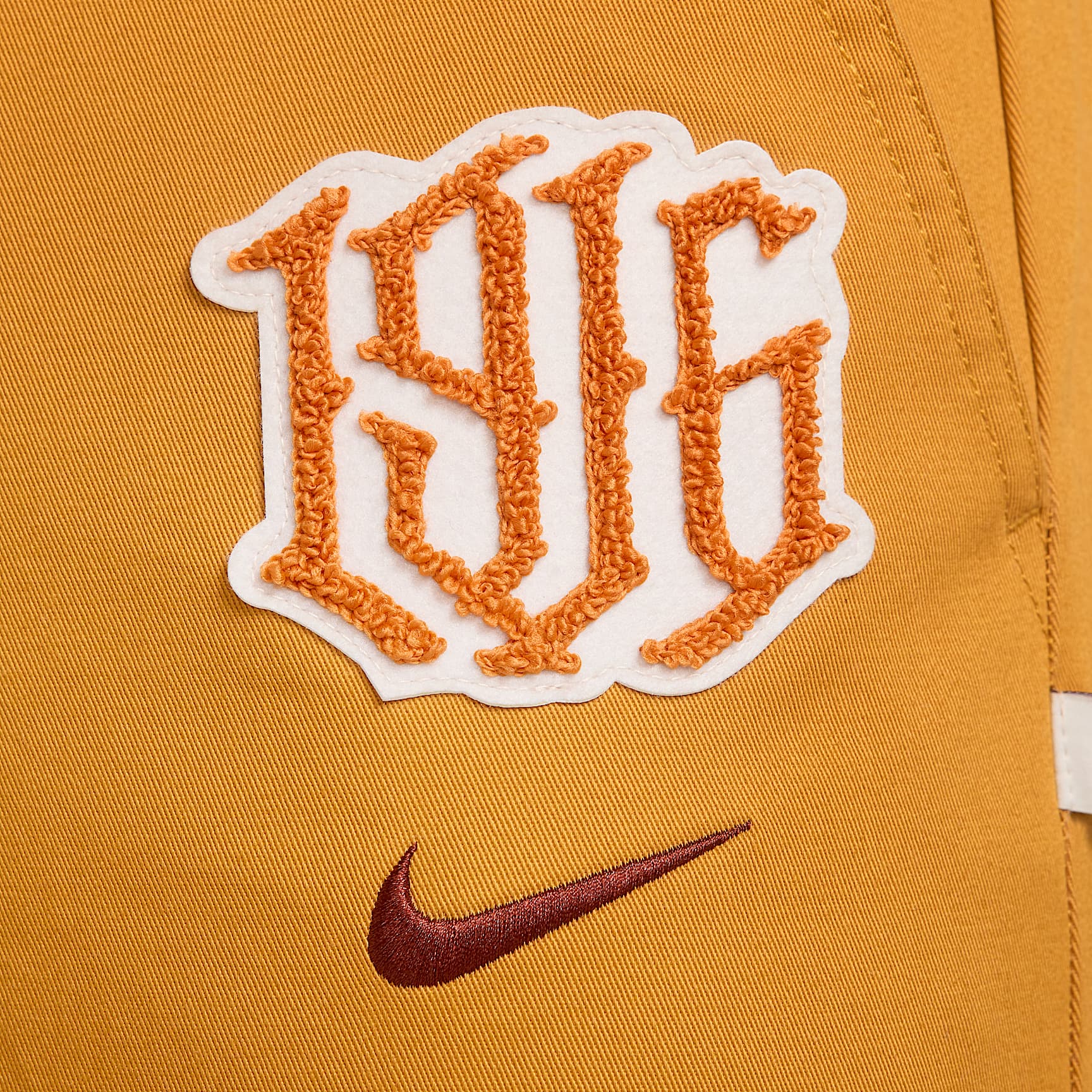 Club América Men's Nike Life Soccer Unlined El Chino Pants