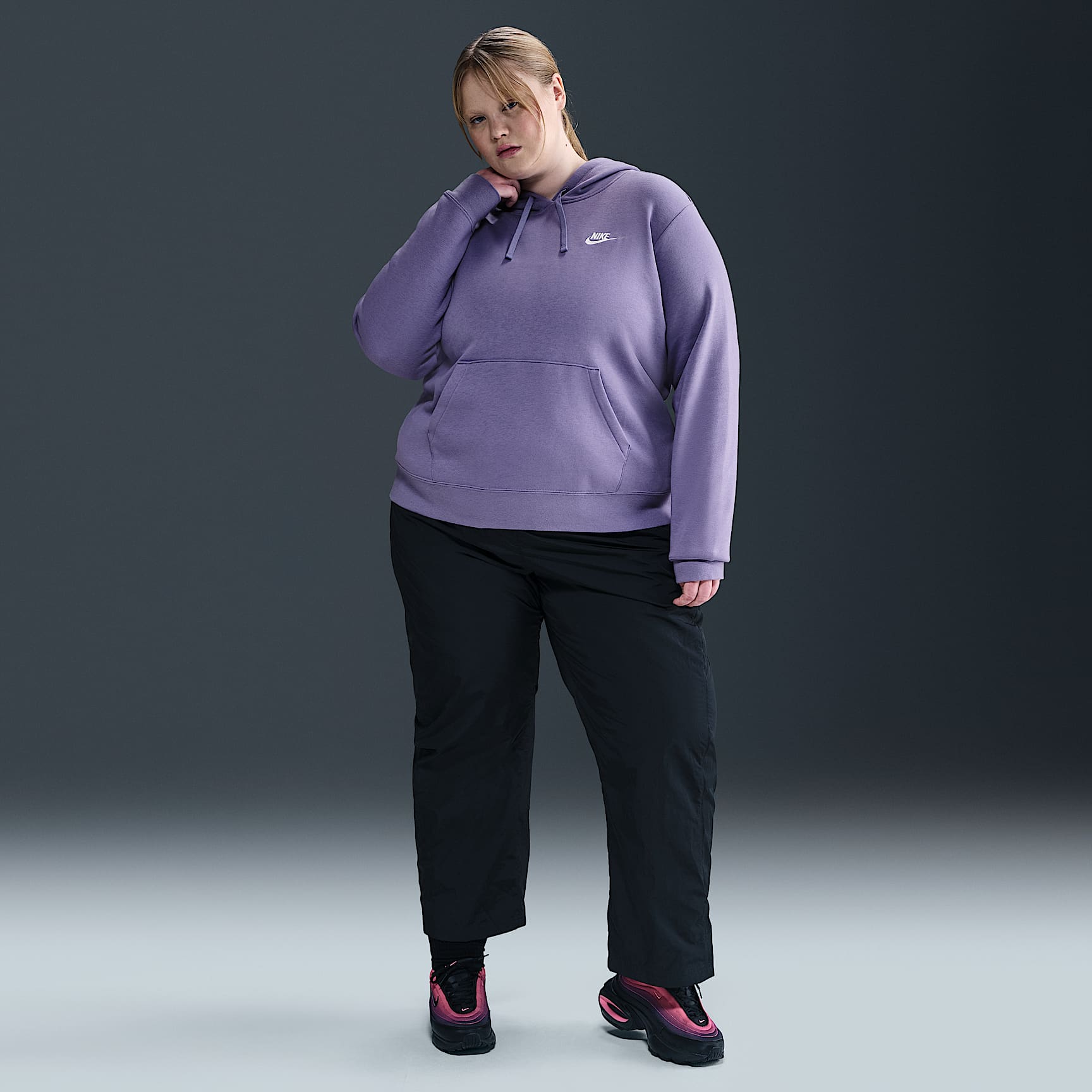 Nike Sportswear Club Fleece Women's Pullover Hoodie (Plus Size)