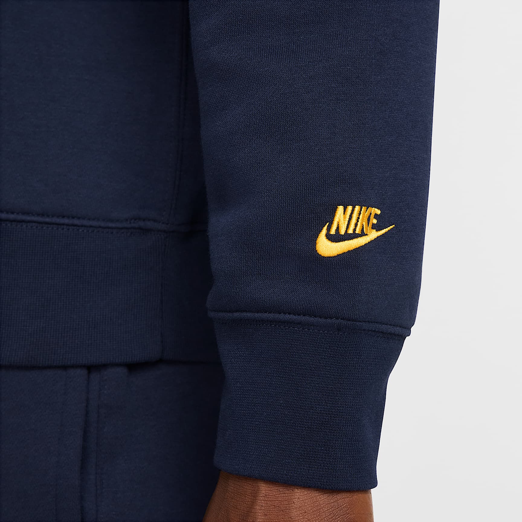 Nike Club Men's Fleece Crew