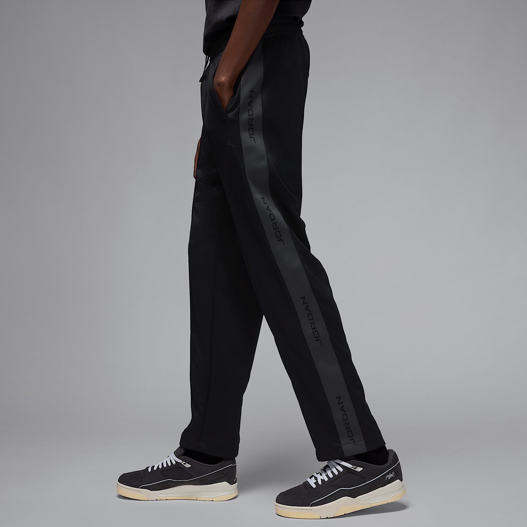 Jordan Essentials Men's Tracksuit Pants