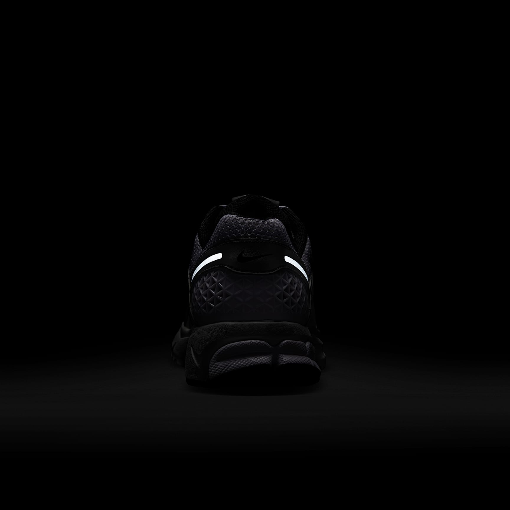 Nike Zoom Vomero 5 Women's Shoes