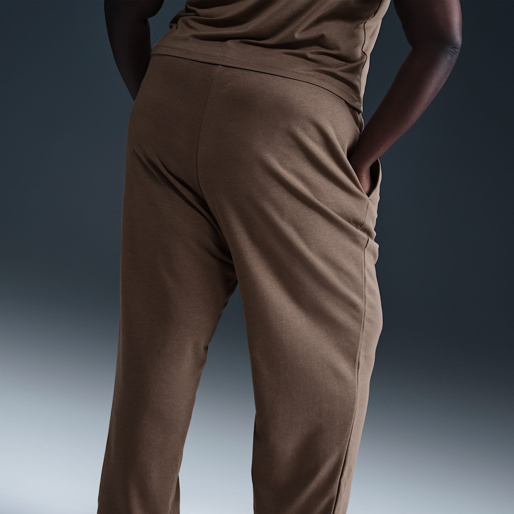 Nike Sportswear Chill Terry Women's Mid-Rise French Terry Open-Hem Sweatpants (Plus Size)