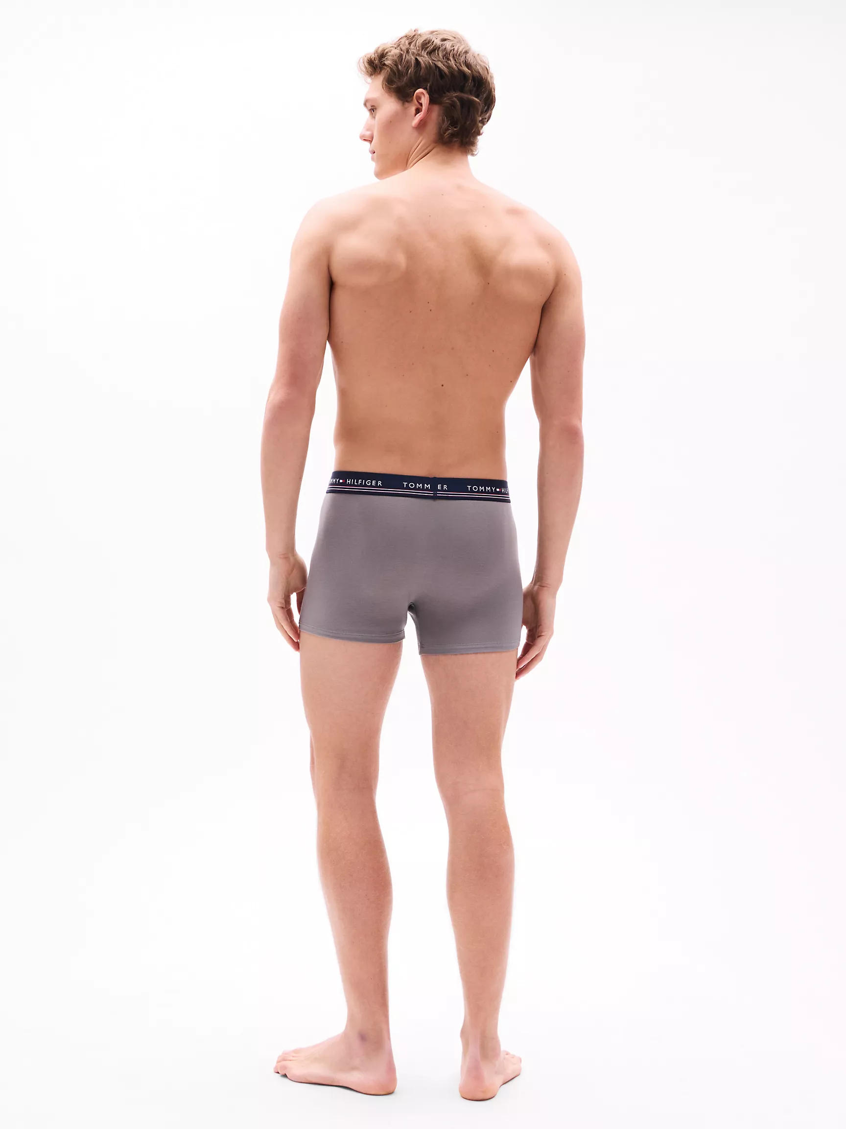 Мужское нижнее белье Tommy Hilfiger, Укороченные трусы-боксеры из эластичного модала (набор 3 шт.)