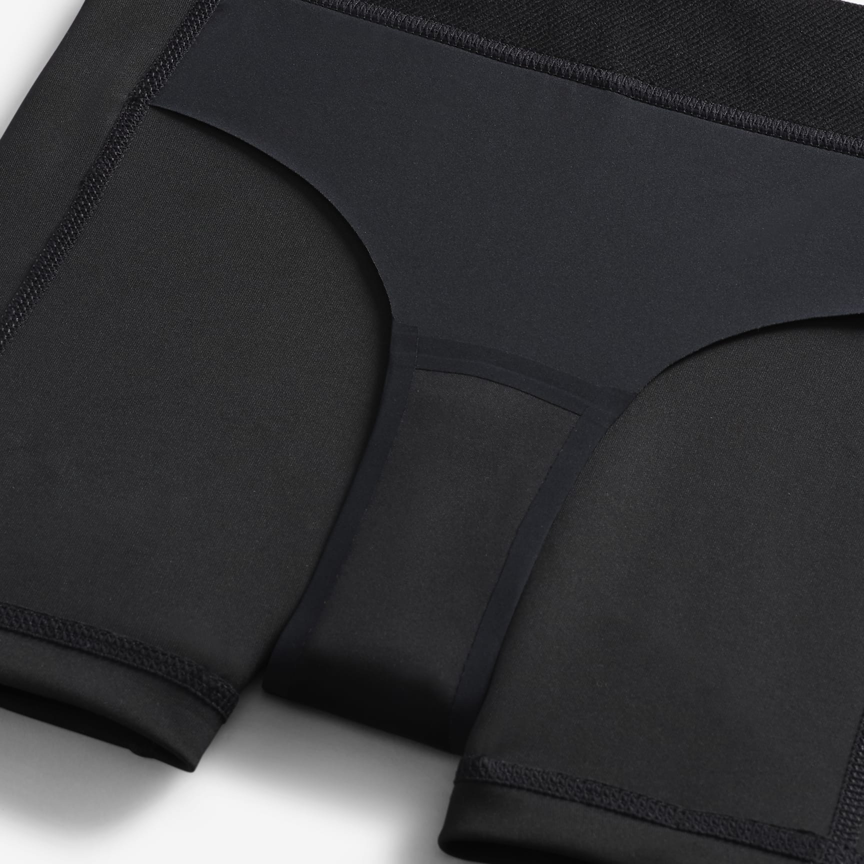 Nike Pro Leak Protection: Period Girls' Dri-FIT Shorts