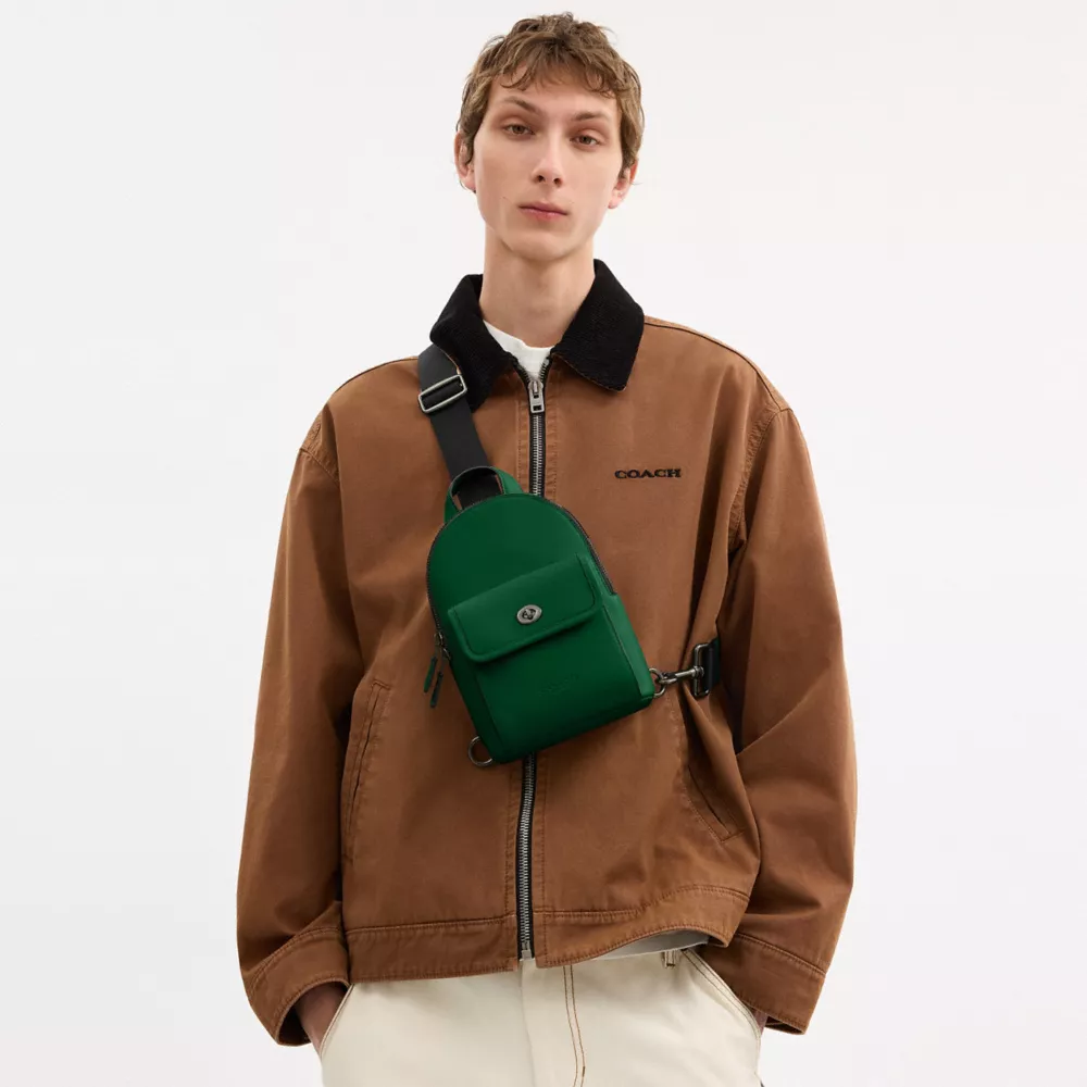 Сумка COACH Small Turnlock Sling Pack