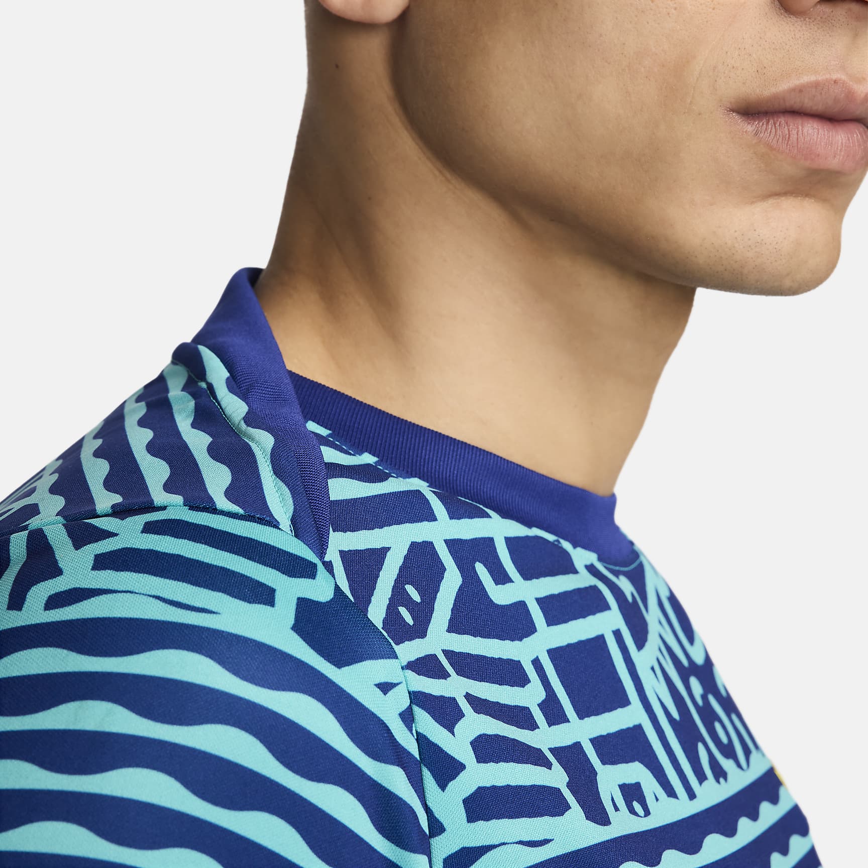 Brazil Academy Pro Men's Nike Dri-FIT Soccer Pre-Match Short-Sleeve Top